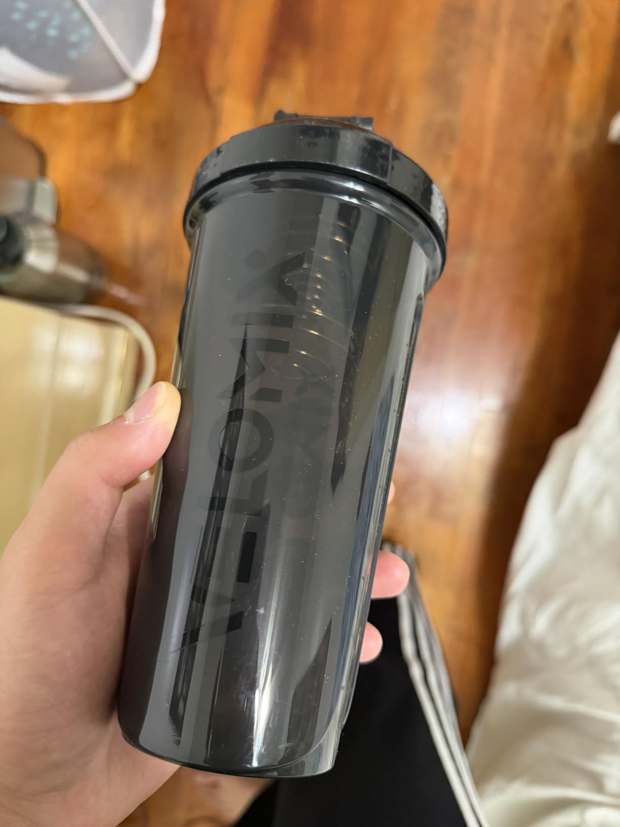 VELOMIX -2 Pack- 28 oz Protein Shaker Bottles for Protein Mixes - 2x Wire Whisk | Leak Proof Shaker Cups for Protein Shakes | Protein Shaker Bottle Pack (Black/Transparent) Customer Review VELOMIX -2 Pack- 28 oz Protein Shaker Bottles for Protein Mixes - 2x Wire Whisk | Leak Proof Shaker Cups for Protein Shakes | Protein Shaker Bottle Pack (Black/Transparent) - Customer Photo 2