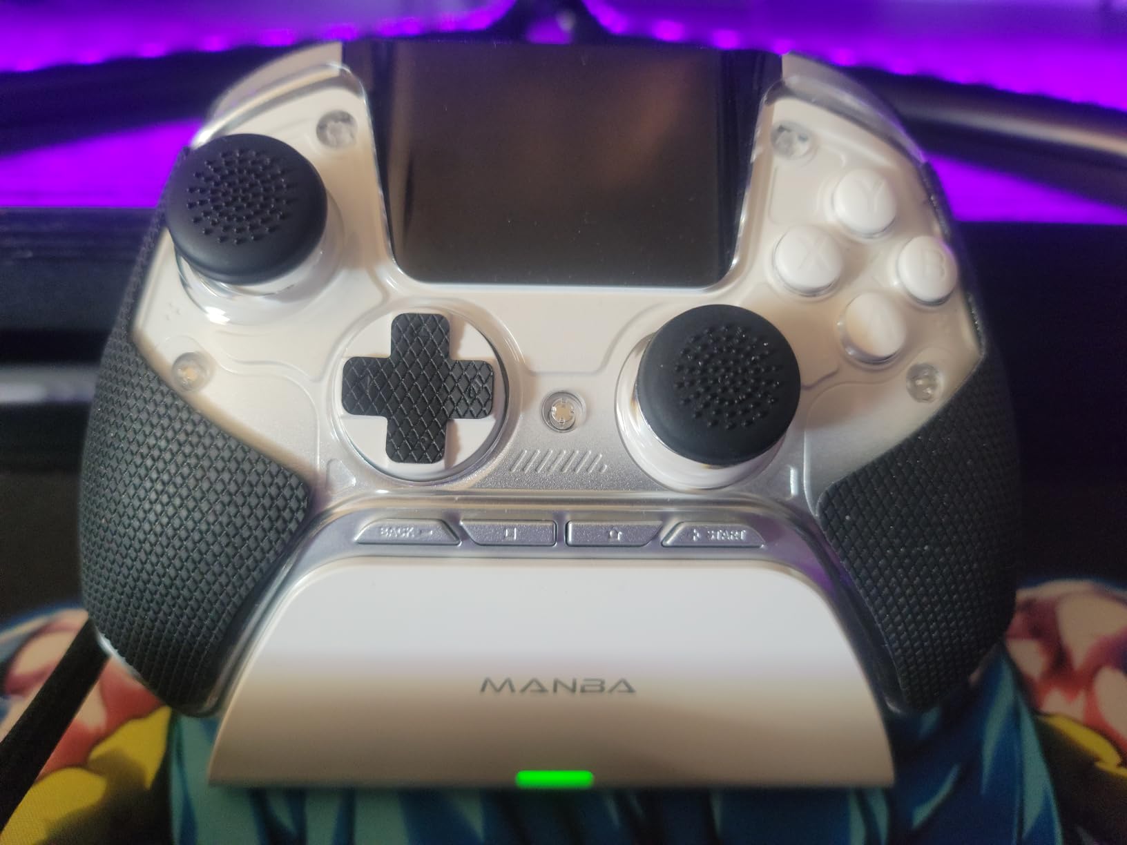 ManbaOne Interactive Screen Wireless Gaming Controller for PC/Switch/Switch 2/iOS/Android,Hall Effect Stick & Trigger,RGB Lighting,Remappable Buttons,1800mAh with Charging Dock (Black) Customer Review ManbaOne Interactive Screen Wireless Gaming Controller for PC/Switch/Switch 2/iOS/Android,Hall Effect Stick & Trigger,RGB Lighting,Remappable Buttons,1800mAh with Charging Dock (Black) - Customer Photo 2