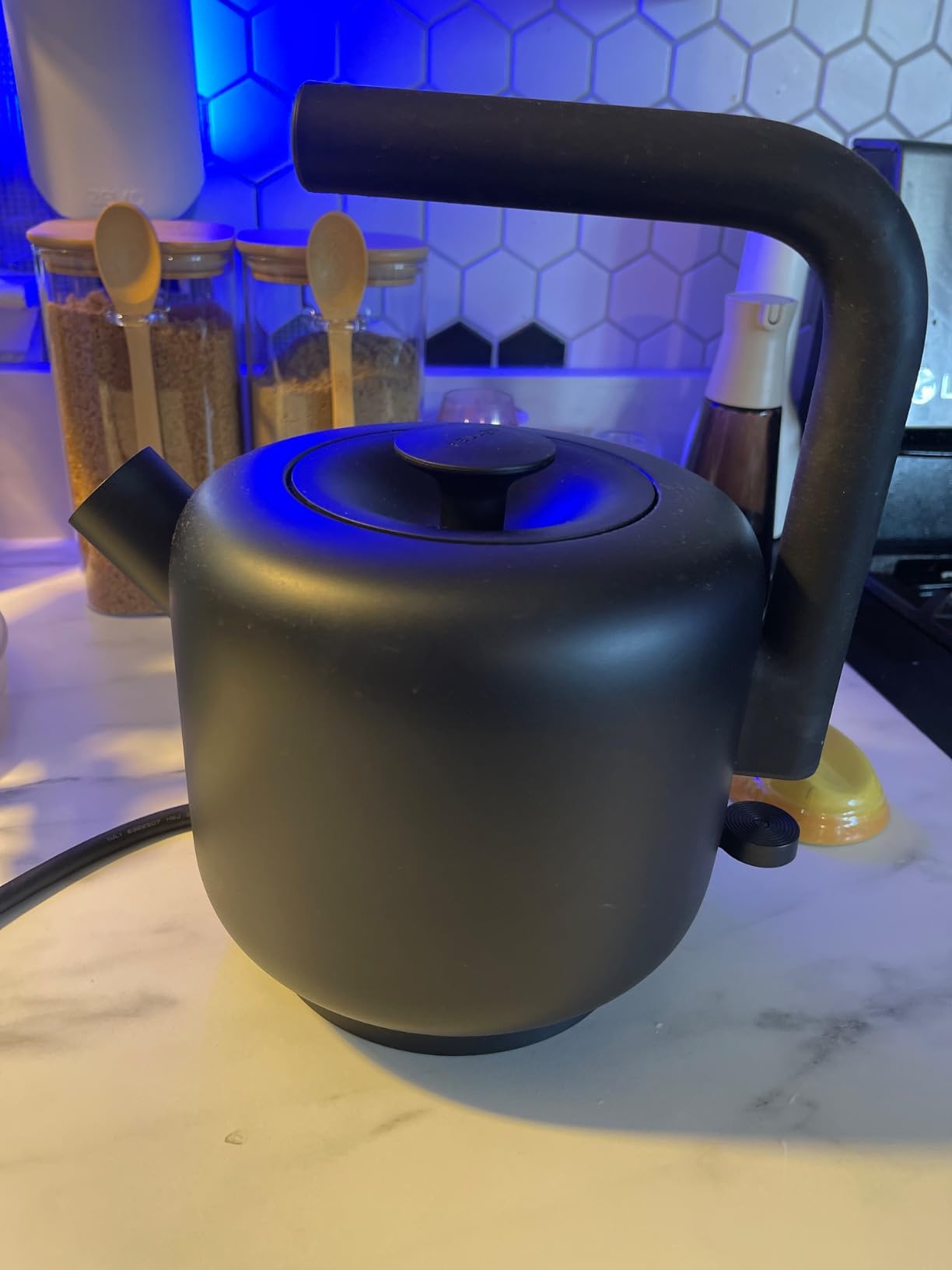 Fellow Electric Clyde Kettle - 1.5 Liter Capacity - Modern Twist On Stovetop Design, All-Purpose, Stainless Steel - Warm Water for Ramen, Oatmeal, Tea, Coffee & more - Large Capacity - Customer Photo 2