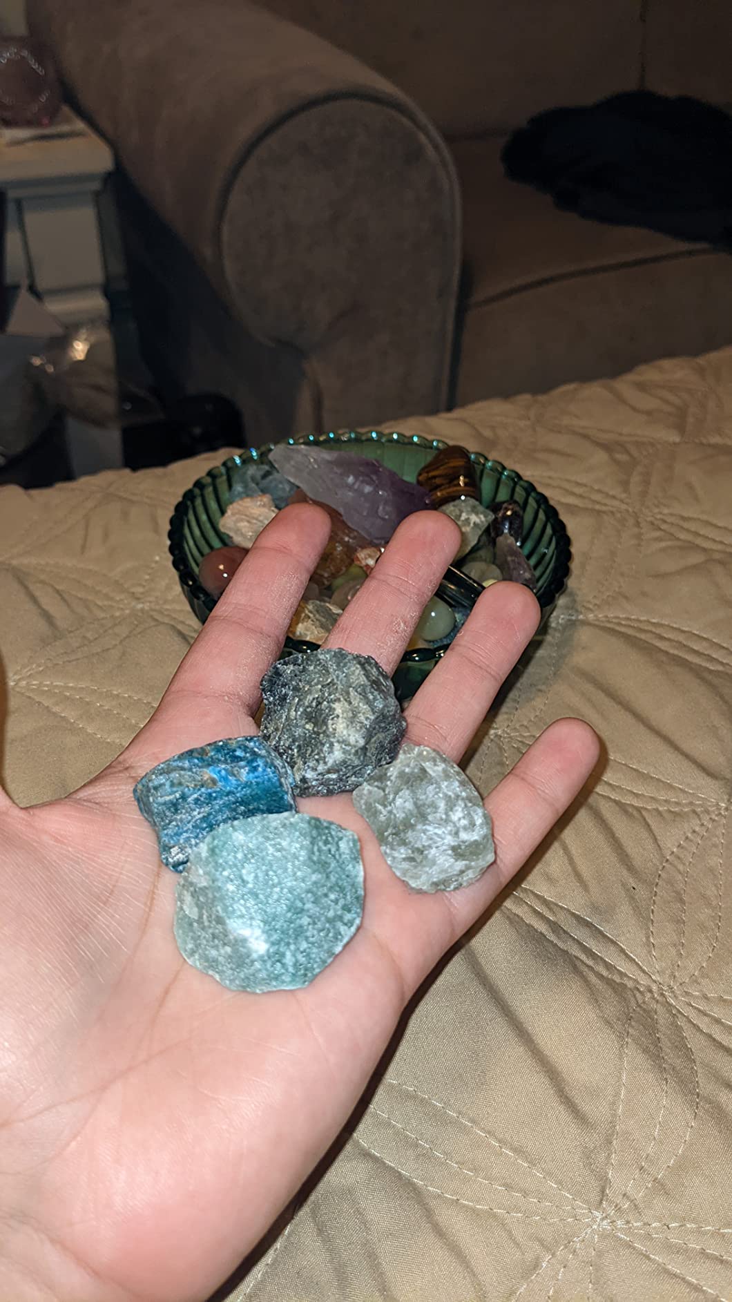 Faivykyd Aquarius Birthday Crystals Gifts - w/50 Daily Affirmations Cards and 6 Healing Crystals Natural Stones, Positive Affirmations with Inspirational Quotes, Spiritual Gifts for Women - Customer Photo 4