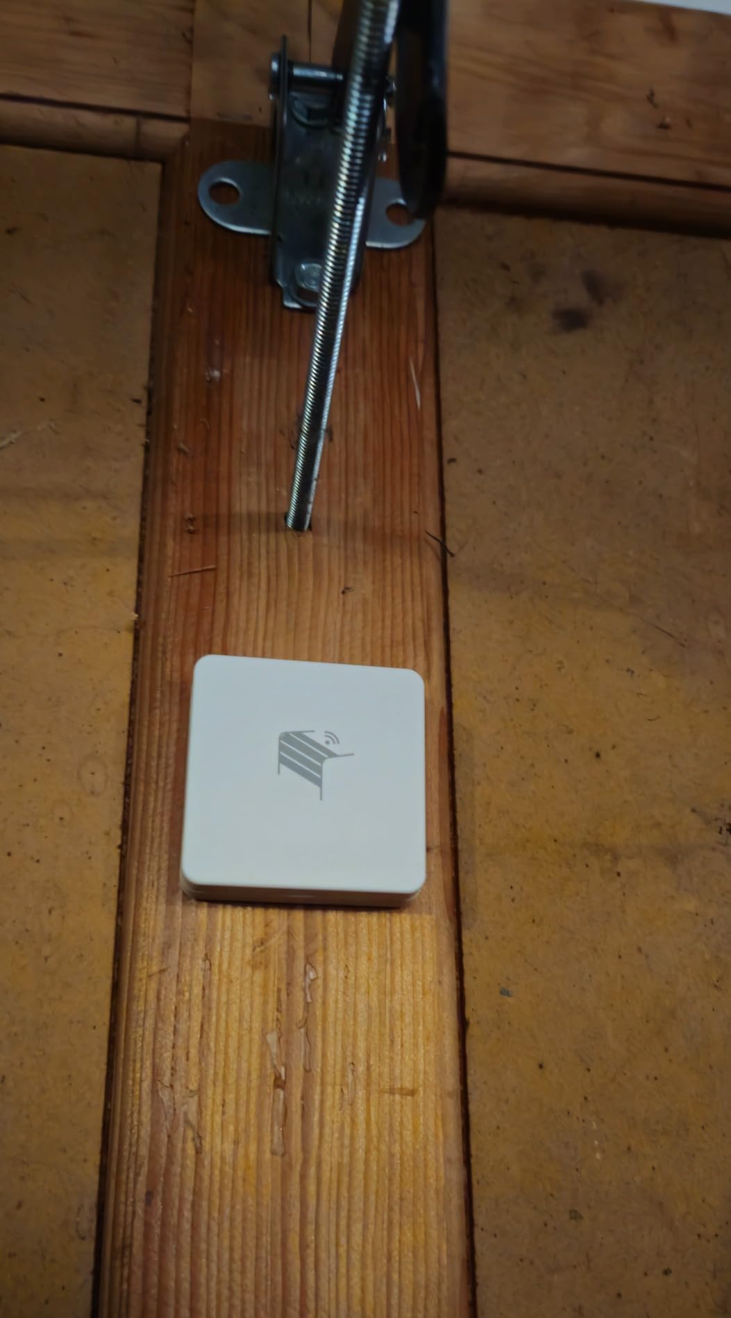 THIRDREALITY Zigbee Smart Garage Door Tilt Sensor, Adjustable Sensitivity Levels, 2-Year Battery Life, Zigbee Hub Required Customer Review THIRDREALITY Zigbee Smart Garage Door Tilt Sensor, Adjustable Sensitivity Levels, 2-Year Battery Life, Zigbee Hub Required - Customer Photo 5