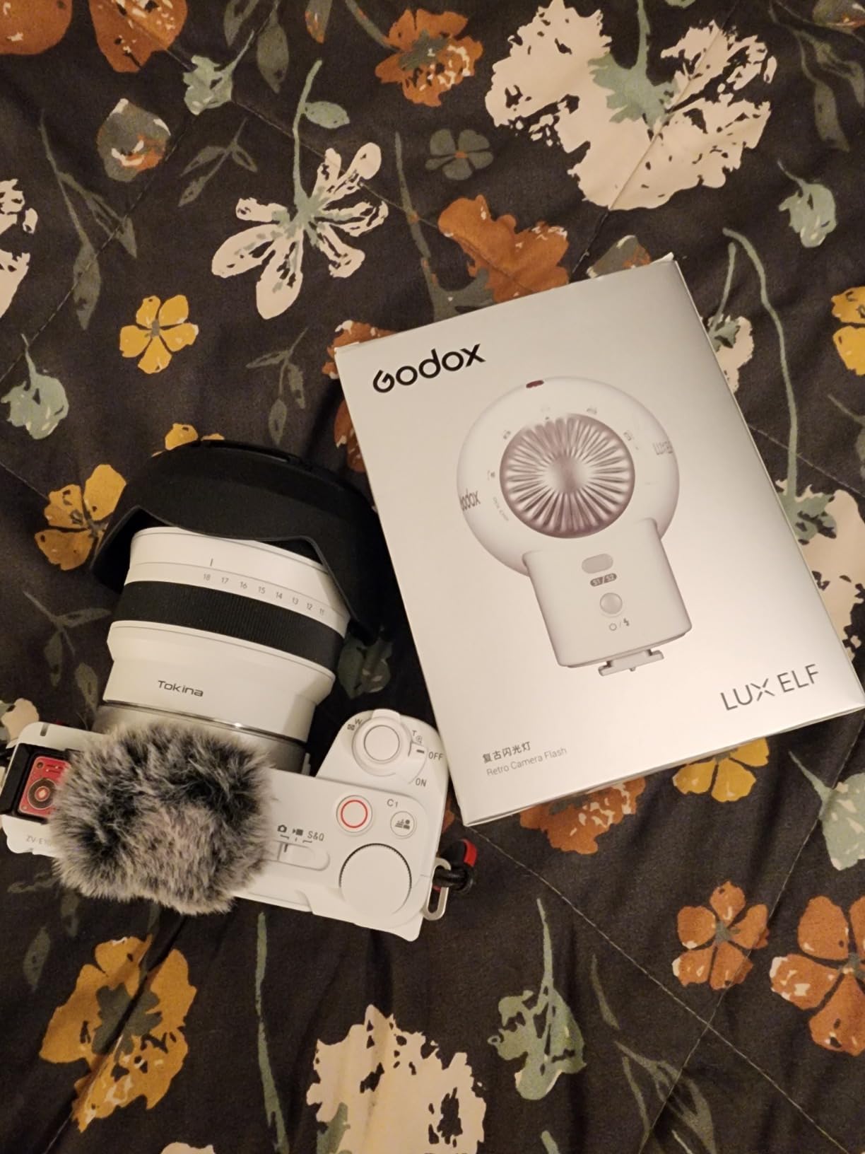 Godox Lux Elf Retro Camera Flash, GN6 CCT 6000K±200K, S1/S2 Optical Control, 5 Levels On-Camera Flash for FUJIFILM, for Canon,for Nikon, for Olympus, for Sony Cameras, W/Charging Cord+Storage Bag - Customer Photo 2