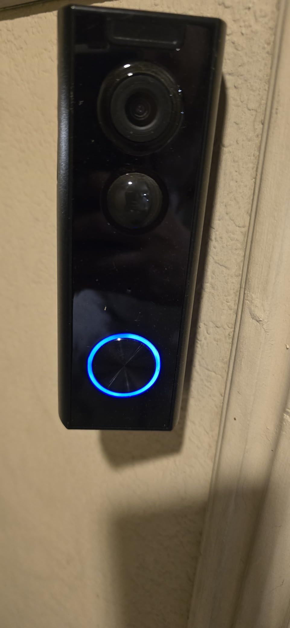 XTU Doorbell Camera Wireless No Subscription, 2K Video Doorbell with Chime, 2-way Audio, Instant Alert, Human Detection, Night Vision, 2.4G Wi-Fi, Works with Alexa and Google Assistant, Indoor Outdoor - Customer Photo 1