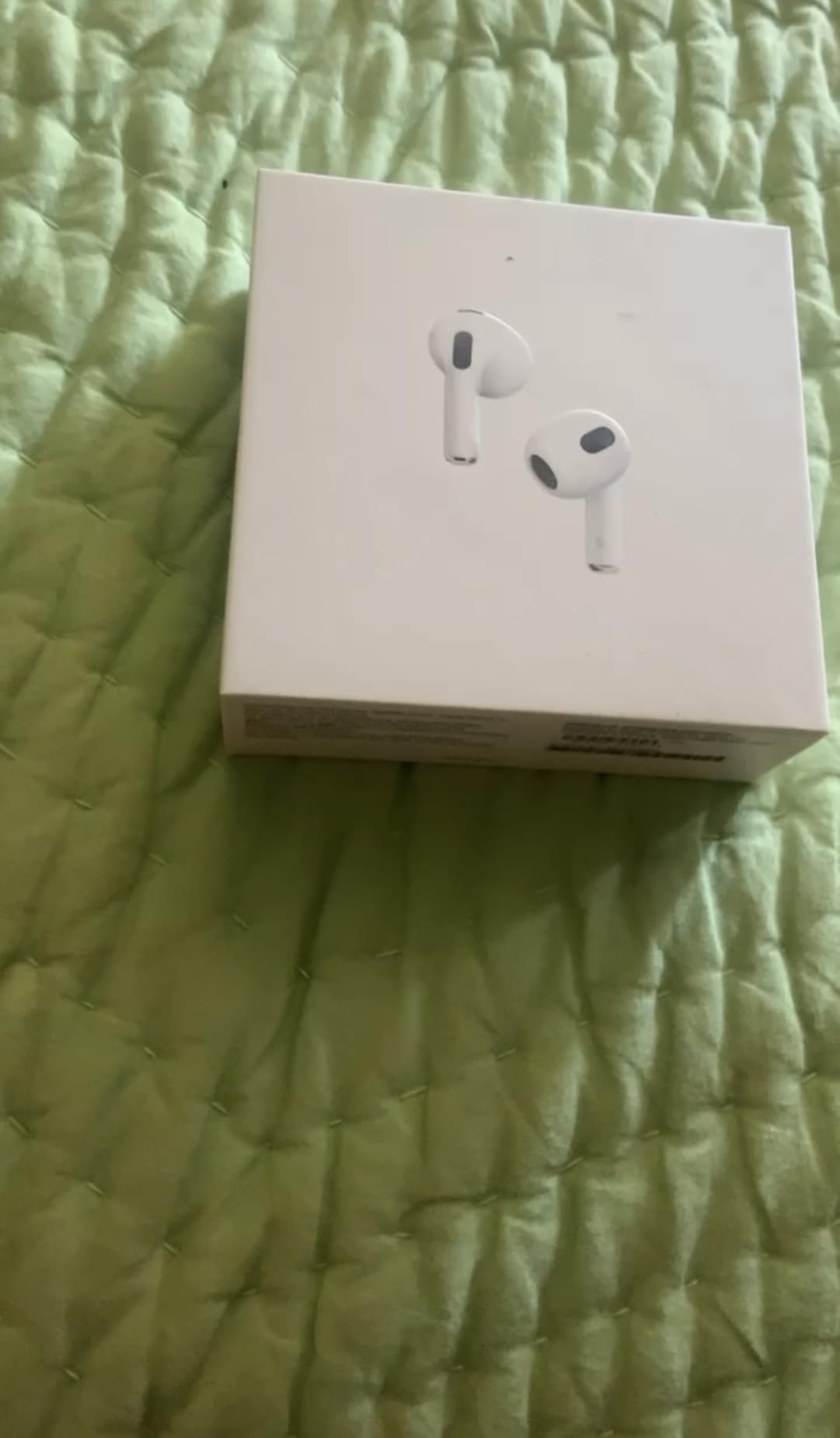 Apple AirPods (3rd Generation) Wireless Ear Buds, Bluetooth Headphones, Personalized Spatial Audio, Sweat and Water Resistant, Lightning Charging Case Included, Up to 30 Hours of Battery Life - Customer Photo 1