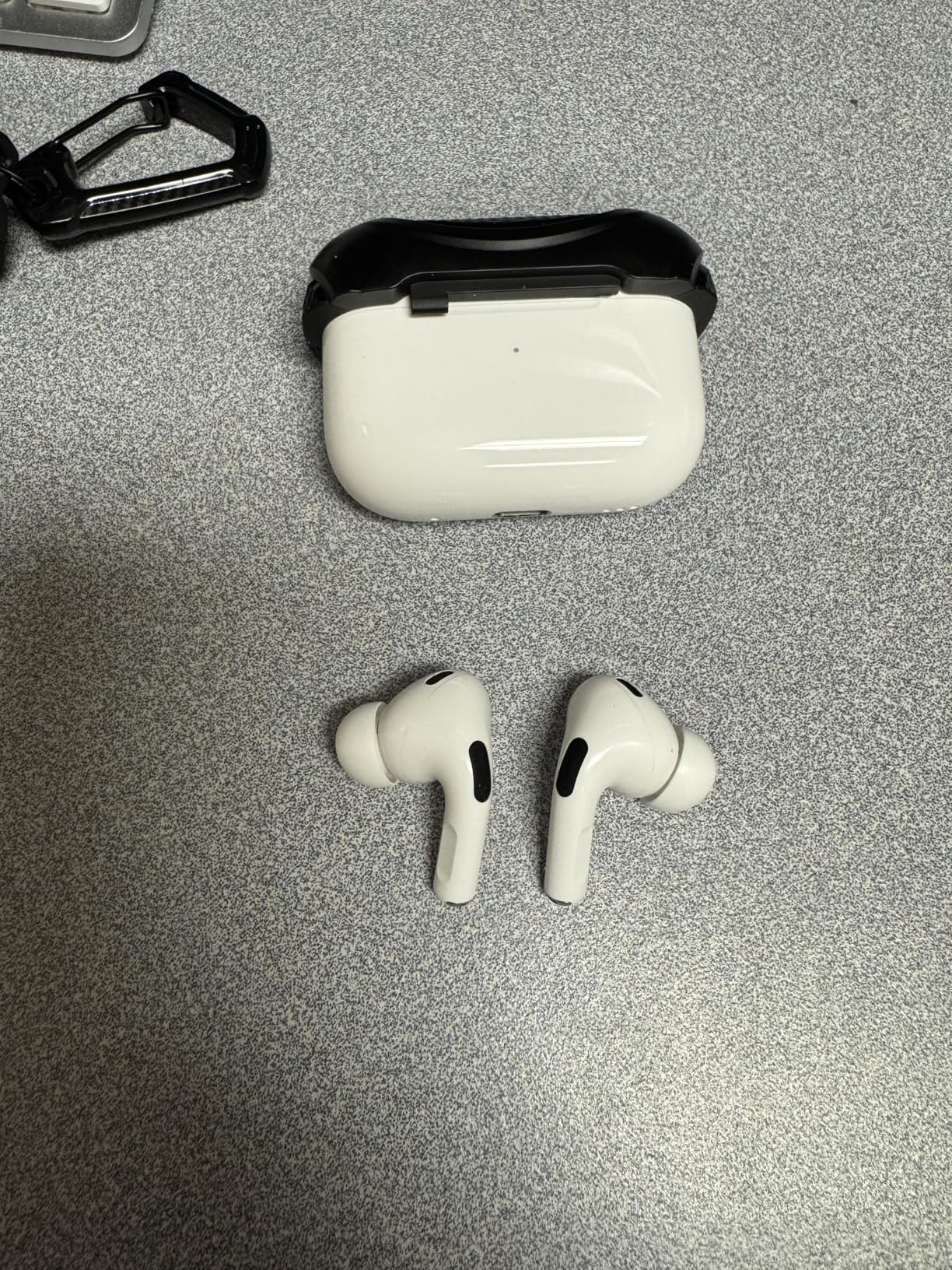 Apple AirPods Pro 2 Wireless Earbuds, Active Noise Cancellation, Hearing Aid Feature, Bluetooth Headphones, Transparency, Personalized Spatial Audio, High-Fidelity Sound, H2 Chip, USB-C Charging Customer Review Apple AirPods Pro 2 Wireless Earbuds, Active Noise Cancellation, Hearing Aid Feature, Bluetooth Headphones, Transparency, Personalized Spatial Audio, High-Fidelity Sound, H2 Chip, USB-C Charging - Customer Photo 2