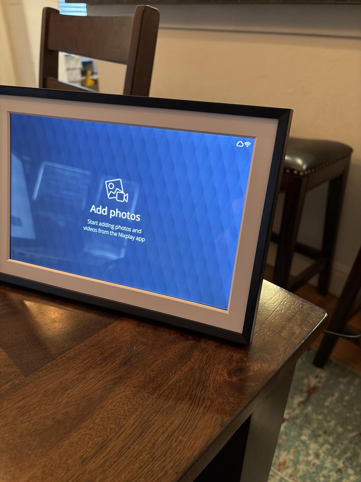 ApoloSign Digital Picture Frame Powered by Nixplay, 15.6