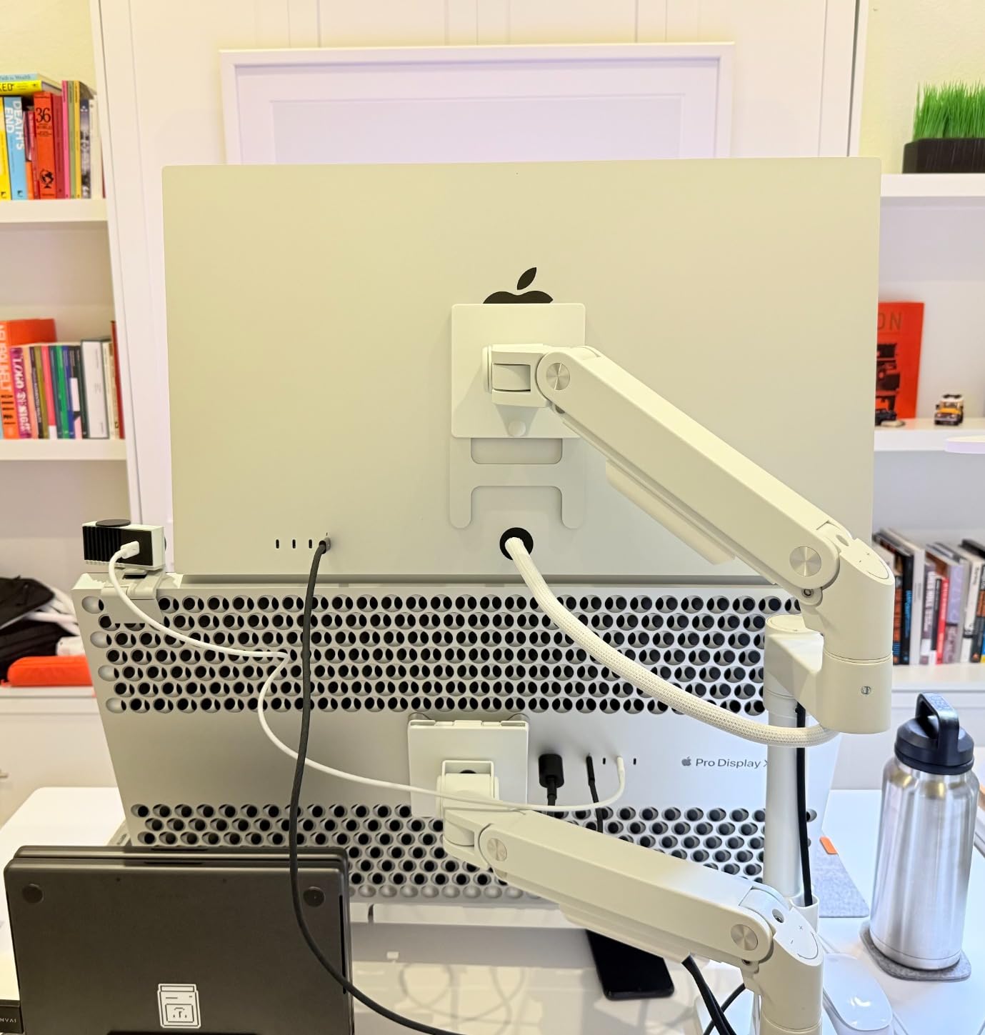 ARES WING Dual Monitor Stand for Ultrawide Heavy Duty Curved Monitor Stacking, Fits 17-49 Inch, Vertical Gas Spring Double Monitor Mount with USB, Adjustable Dual Monitor Mount for Desk, Black Customer Review ARES WING Dual Monitor Stand for Ultrawide Heavy Duty Curved Monitor Stacking, Fits 17-49 Inch, Vertical Gas Spring Double Monitor Mount with USB, Adjustable Dual Monitor Mount for Desk, Black - Customer Photo 2