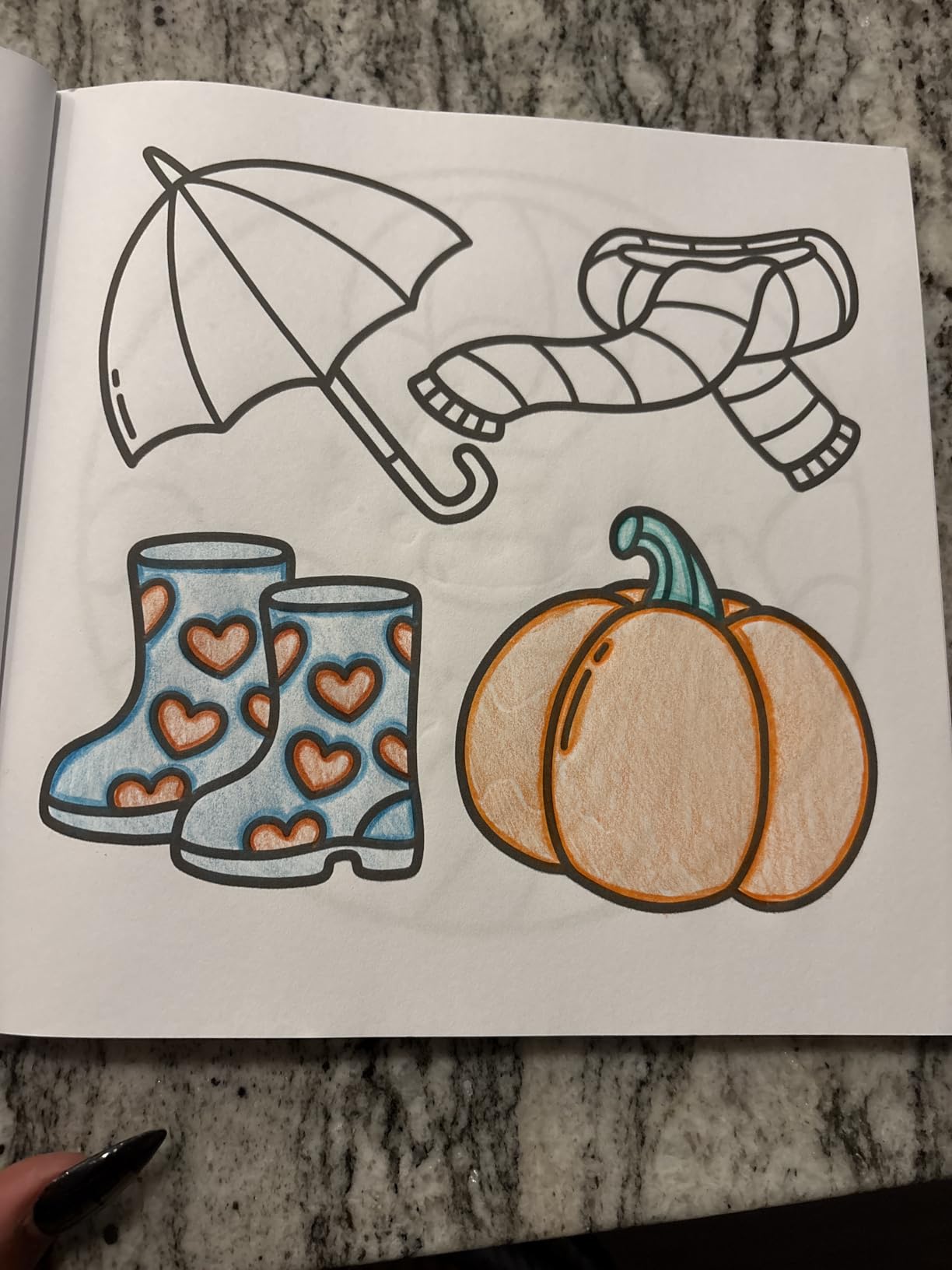 Stress Relief: Coloring Book for Adults and Kids, Bold and Easy, Simple and Big Designs for Relaxation Featuring Animals, Landscape, Flowers, Patterns, Cute Things And Many More - Customer Photo 1