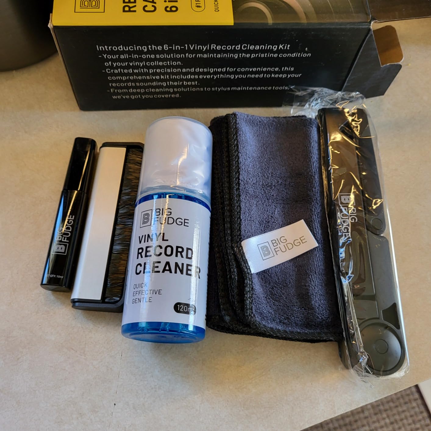 Big Fudge Complete Vinyl Record Cleaning Kit - 6-in-1 Vinyl Cleaner - incl. Carbon Fiber Brush, Stylus Cleaner, Drying Stand, Microfiber Cloth & Towel - Record Player Accessories - Customer Photo 2