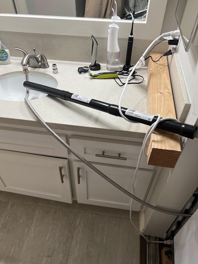 BLACK+DECKER 4.5 Cu. Ft. Front Load Washer, Full Size Washing Machine with 12 Cycles, ENERGY STAR certified Washer Machine, Hot & Cold Inlet Hoses, LED Display, 120V, BFLW45M, White - Customer Photo 1