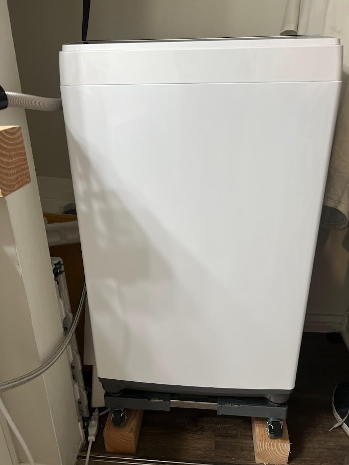 BLACK+DECKER 4.1 Cu. Ft. Top Loading Washing Machine with Agitator, Full Size Washing Machine with Glass Lid and Stainless Steel Tub, Machine with LED Display, 10 Wash Cycles, 120V, BTLW41MW, White - Customer Photo 4