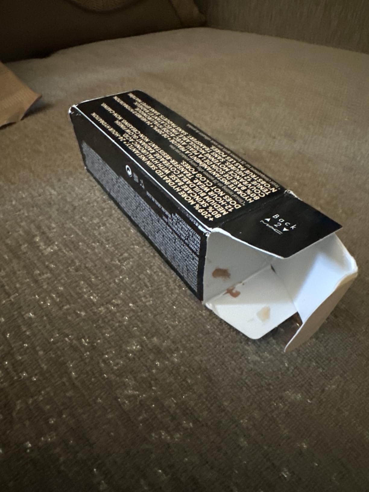 MAC M.A.C Cosmetics Studio Radiance Serum-Powered Foundation - NW11 (Lightest Beige) - 1 fl oz / 30 mL - Customer Photo 2