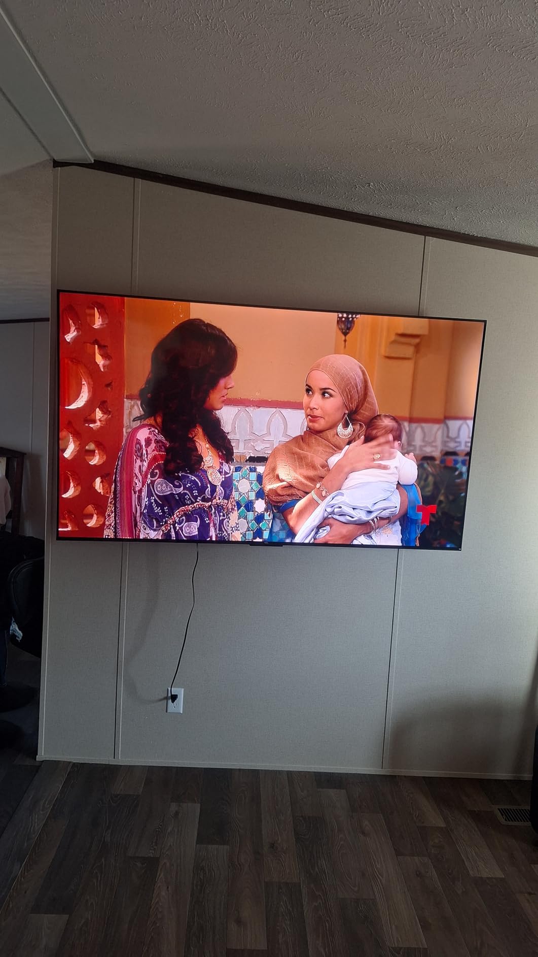 TCL 65-Inch Class Q65 QLED 4K Smart TV with Fire TV (65Q651F, 2024 Model), Dolby Vision, HDR PRO+, Dolby Atmos, Alexa Built-in with Voice Remote, Apple AirPlay 2 Compatibility, Streaming Television - Customer Photo 1