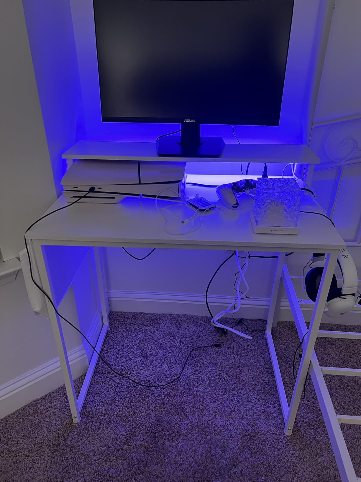 Lufeiya Black Gaming Desk with LED Lights and Power Outlets, 40 Inch Teen Writing Study Table Home Office Desks with Monitor Stand, Computer Desk with Charging Station USB Port, Black - Customer Photo 1