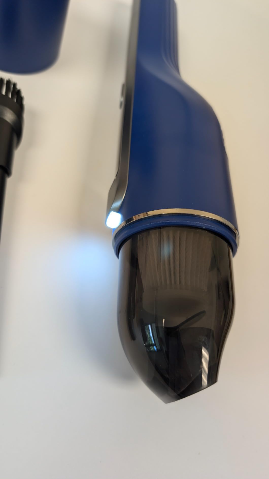 Handheld Vacuum Cordless, Car Vacuum with Brushless Motor & 14000Pa Suction, 1.2lbs Lightweight, LED Light, Slim Mini Vacuum Cleaner for Car Home Pet Customer Review Handheld Vacuum Cordless, Car Vacuum with Brushless Motor & 14000Pa Suction, 1.2lbs Lightweight, LED Light, Slim Mini Vacuum Cleaner for Car Home Pet - Customer Photo 4