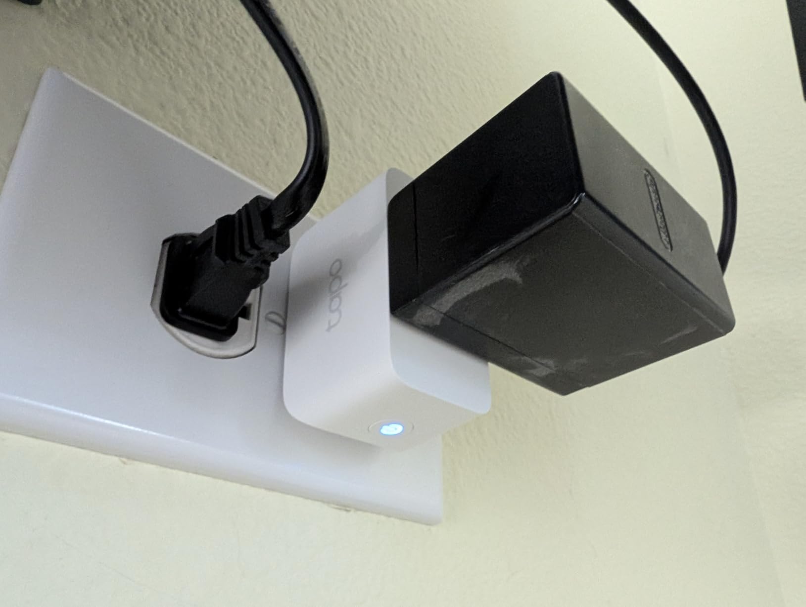 TP-Link 𝗧𝗮𝗽𝗼 Smart Plug Wi-Fi Mini, Energy Monitoring, Compatible with Alexa & Google Home & Samsung SmartThings, Timer, 15A/1800W Max, ETL Certified, 2.4G Wi-Fi Only, Tapo P115(4-Pack) Customer Review TP-Link 𝗧𝗮𝗽𝗼 Smart Plug Wi-Fi Mini, Energy Monitoring, Compatible with Alexa & Google Home & Samsung SmartThings, Timer, 15A/1800W Max, ETL Certified, 2.4G Wi-Fi Only, Tapo P115(4-Pack) - Customer Photo 3