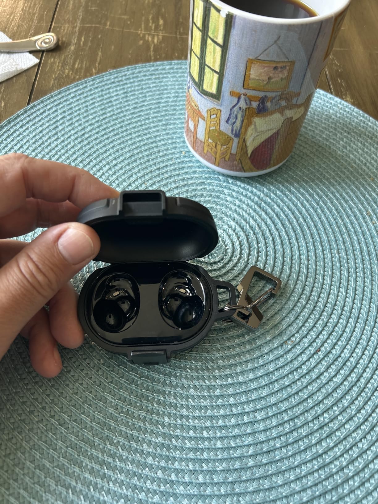 Bose QuietComfort Earbuds - True Wireless Bluetooth Earbuds with Active Noise Cancellation and Mic, USB-C Charging, IPX4 Rating, Up to 8.5 Hours of Playtime, Black Customer Review Bose QuietComfort Earbuds - True Wireless Bluetooth Earbuds with Active Noise Cancellation and Mic, USB-C Charging, IPX4 Rating, Up to 8.5 Hours of Playtime, Black - Customer Photo 2