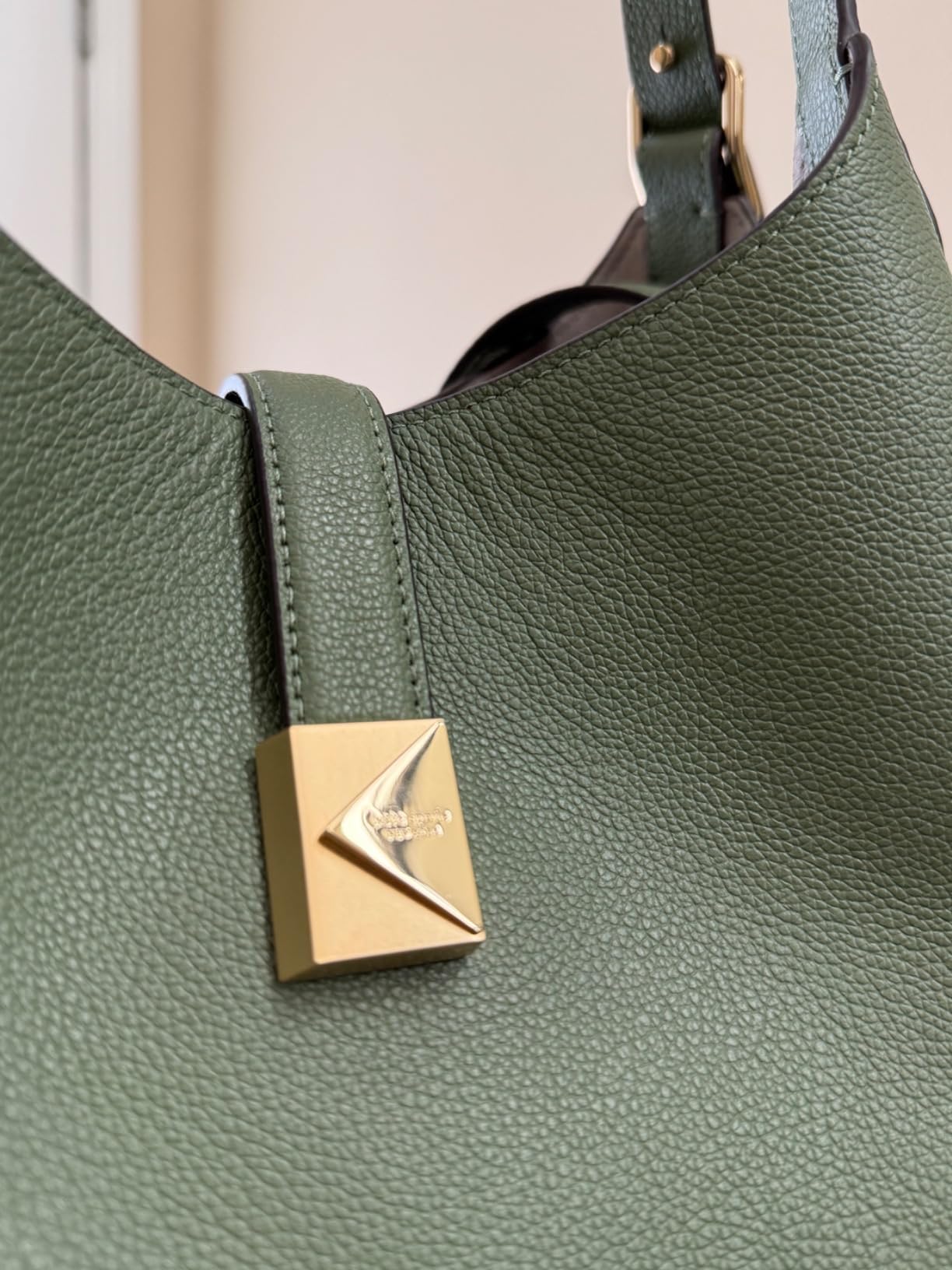 Deco Pebbled Leather Crossbody Tote - Customer Photo 2