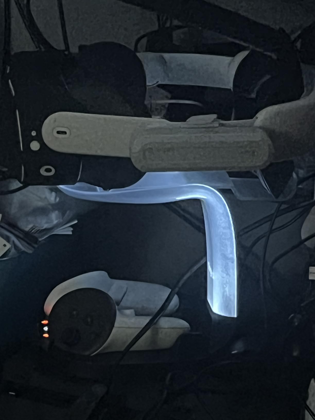 YOGES Charging Dock for Meta Quest 3S, Quest 3 Fast Charging Station with 2 Rechargeable Batteries kit, VR Heatset Charging Stand Dock for Oculus Quest 3/ Quest 3S Accessories, Support Elite Strap - Customer Photo 5