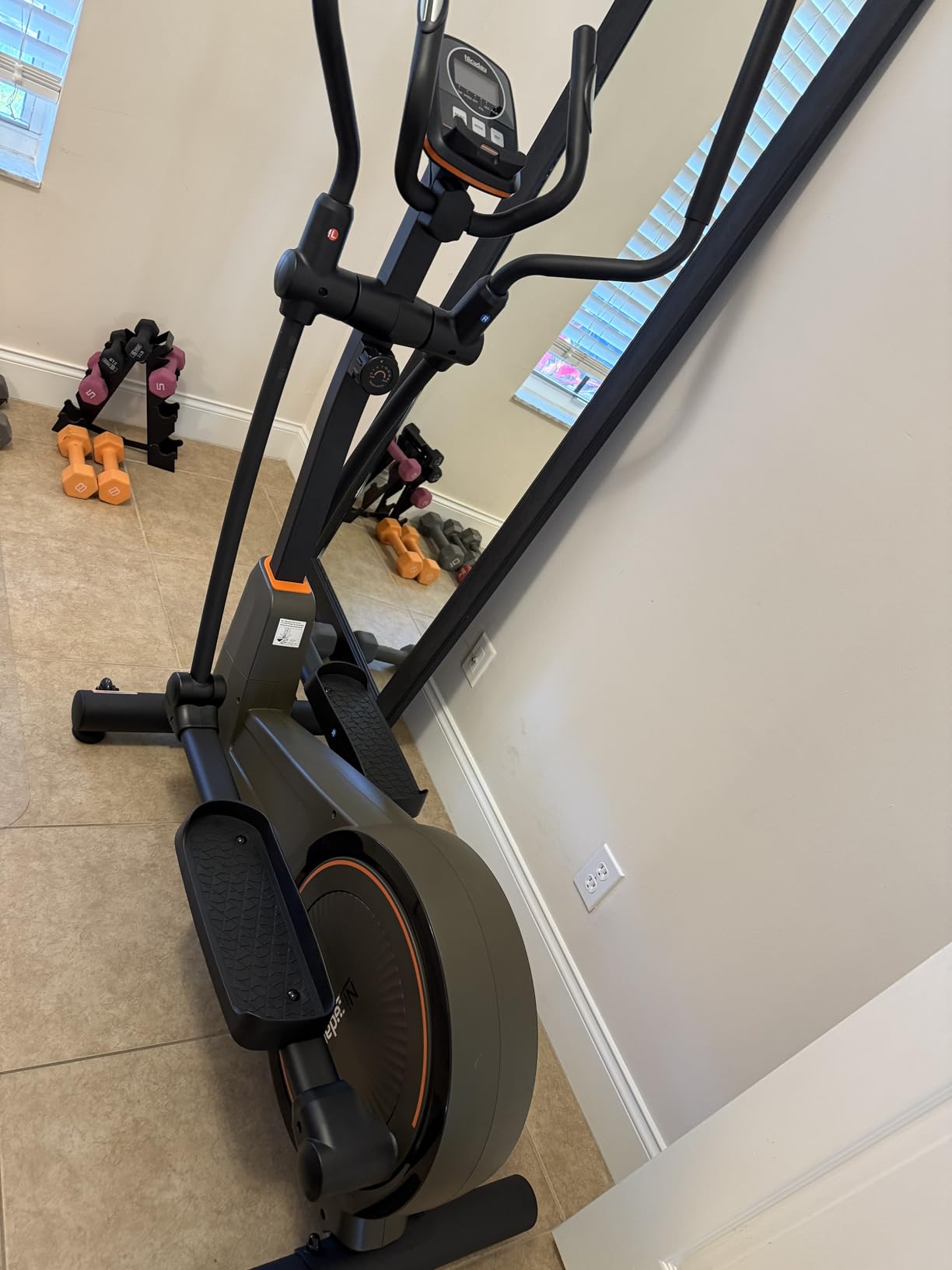 Niceday Elliptical Exercise Machine, Elliptical Machine for Home, Magnetic Elliptical Trainer with 15.5IN-19IN Stride, 16 Resistance Levels, 400LBS Loading Capacity, Support Kinomap APP - Customer Photo 2