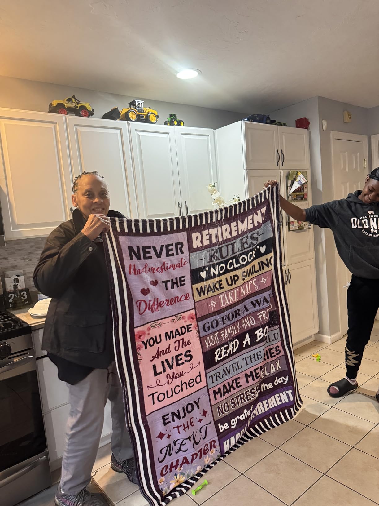 Retirement Gifts for Men - Best Gifts for Retirement Men 2025 - Funny Retired - Coworker Leaving Farewell Going Away Gifts for Coworkers Friends - Happy Retirement Decorations - Throw Blanket 50