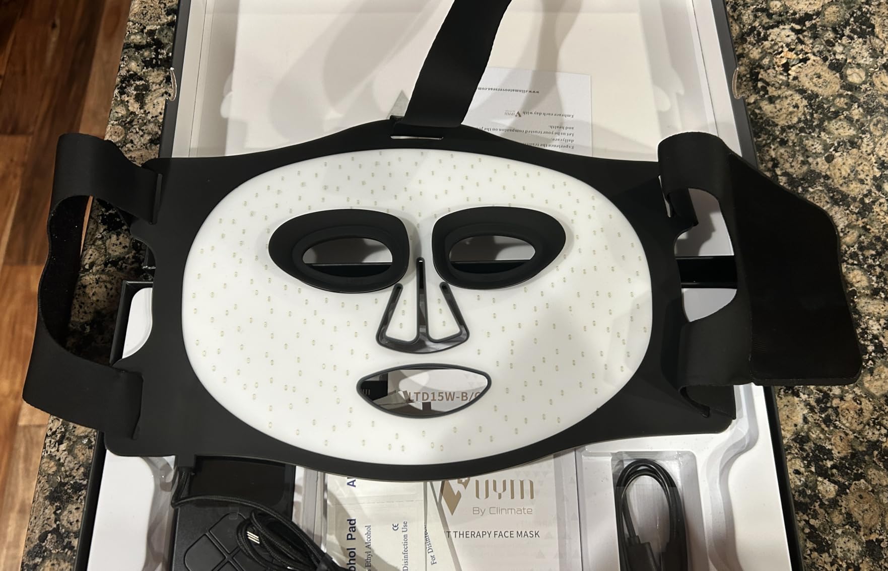 VYM Red Light Therapy for Face: Super Lightweight 292 LEDs High-Energy Red Light Therapy Mask Infrared LED Face Mask Light Therapy at Home Travel 2mm Thickness - White - Customer Photo 1