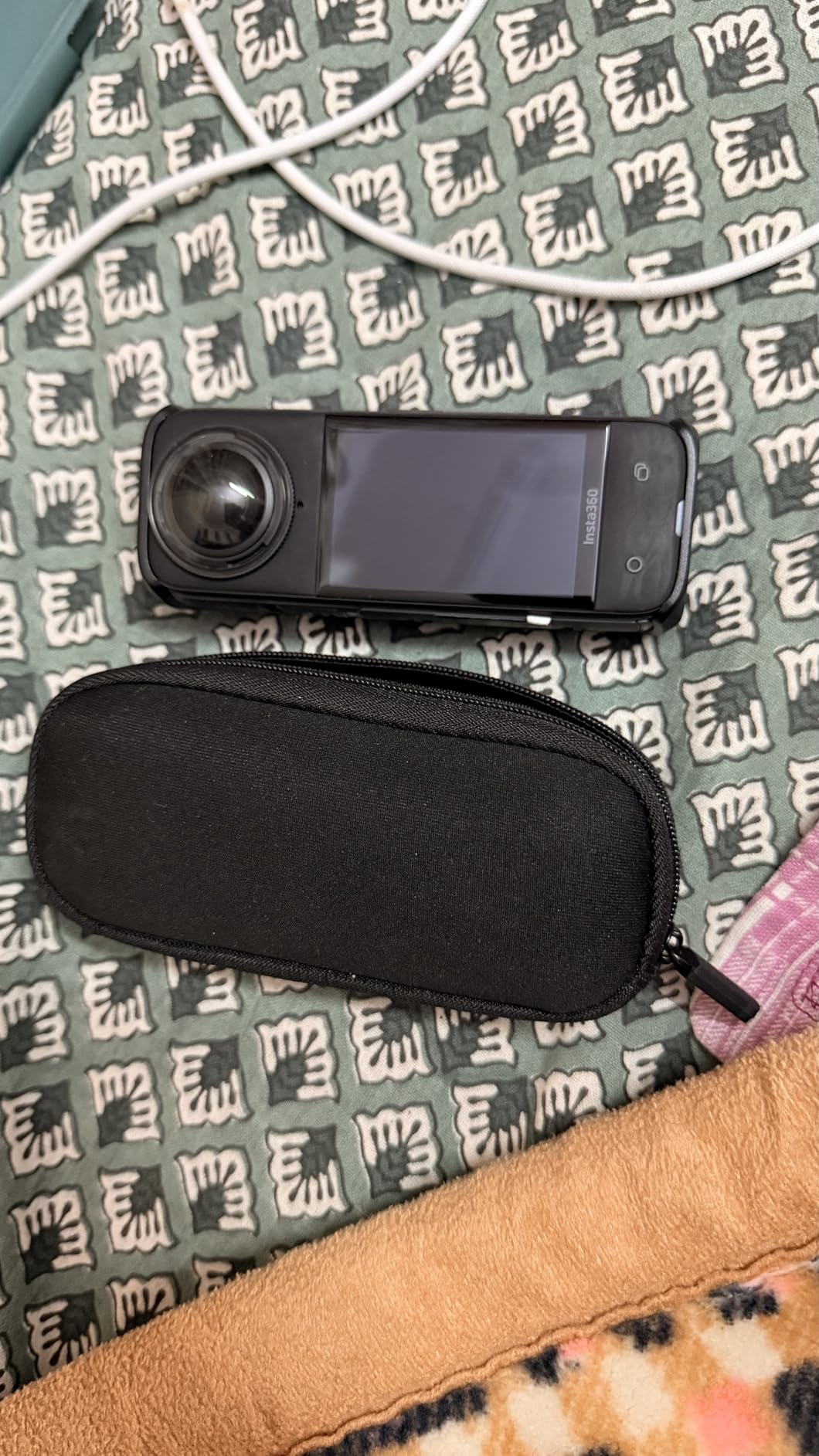 X4 Standard Bundle - Waterproof 8K 360 Action Camera, 4K Wide-Angle Video, Invisible Selfie Stick Effect, Removable Lens Guards, 135 Min Battery Life, AI Editing, Stabilization - Customer Photo 2