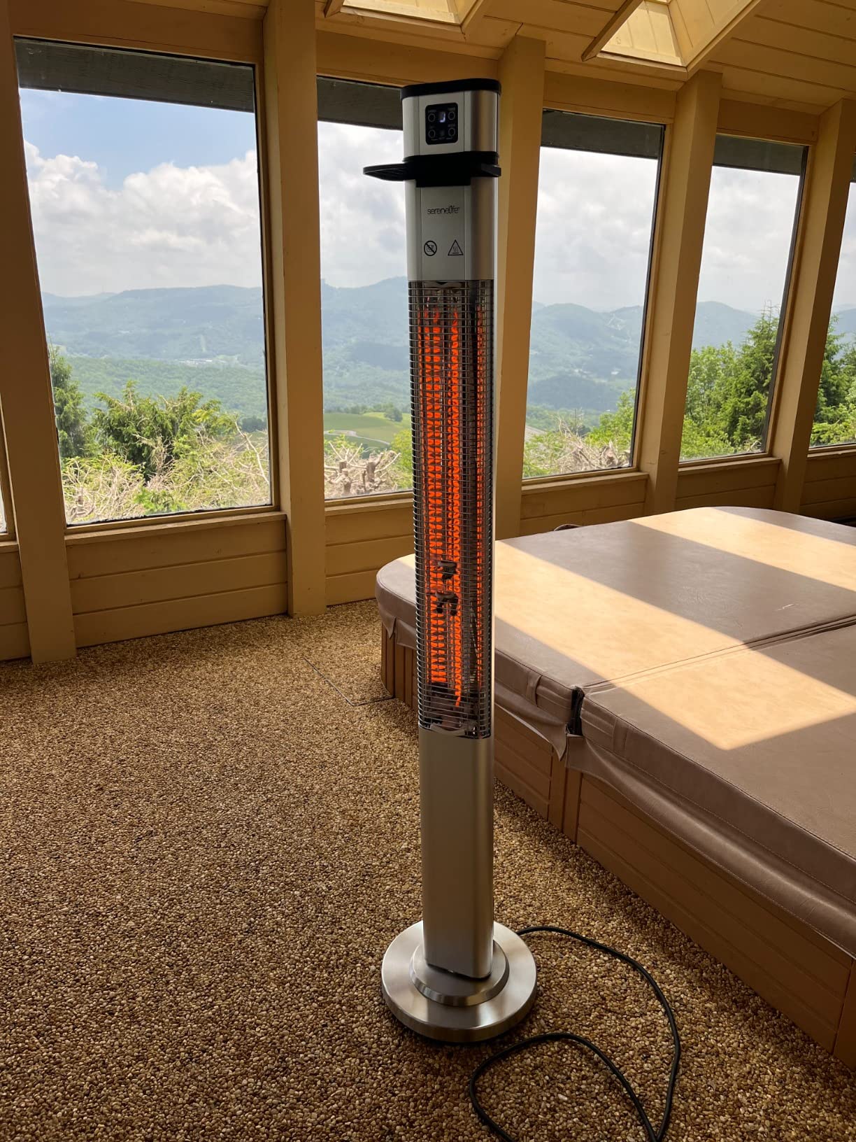 SereneLife Outdoor Electric Patio Heater - 900W Infrared Heater with Remote, Aluminum Reflector, Waterproof Design, IP65 Approved, Quiet Operation, Standing Porch Heater for Patio & Backyard - Customer Photo 3