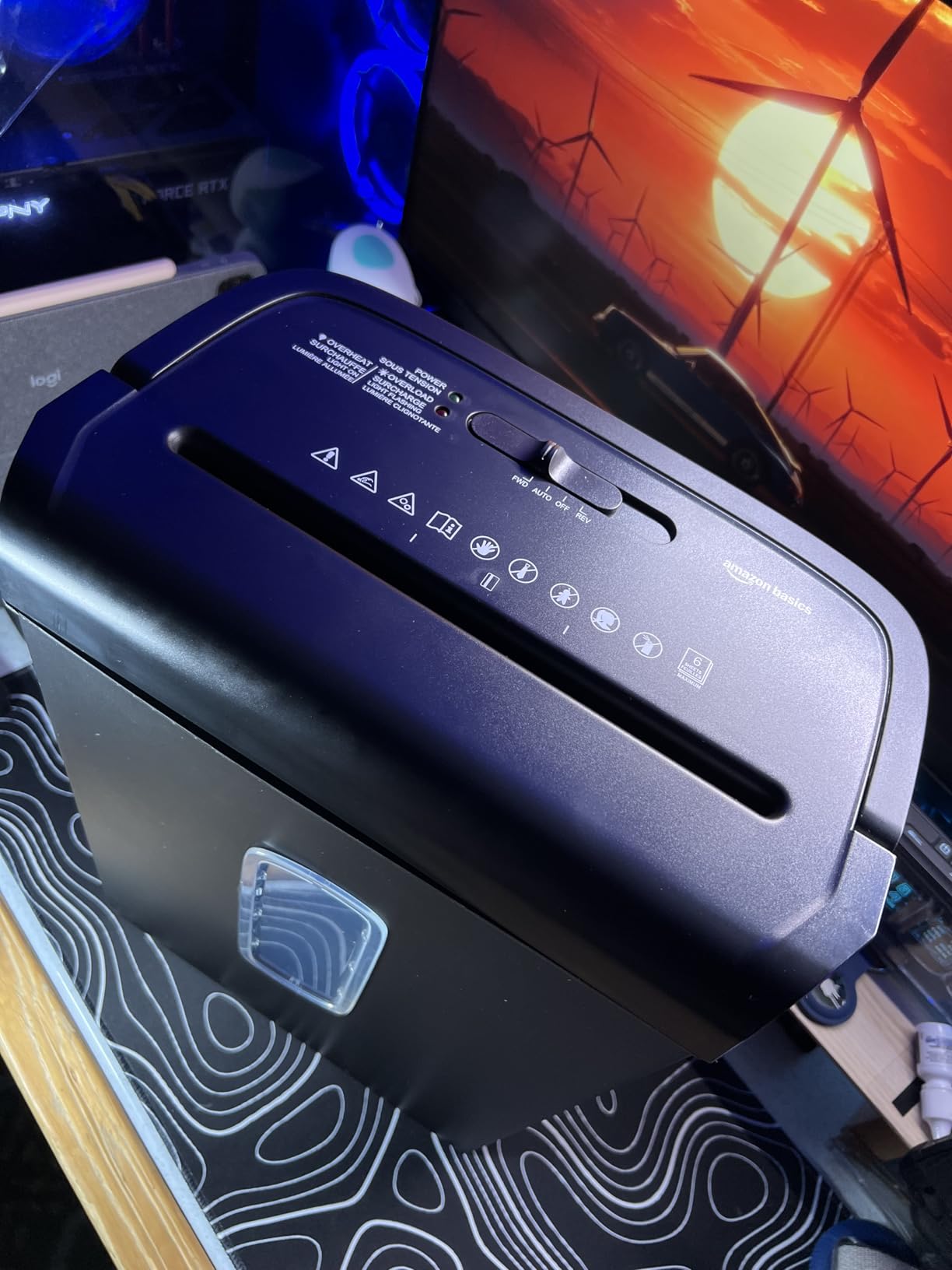 Amazon Basics Heavy Duty Cross-Cut Paper and Credit Card Shredder for Home Office, 6-Sheet Capacity, 3.7 Gallon, Black - Customer Photo 1