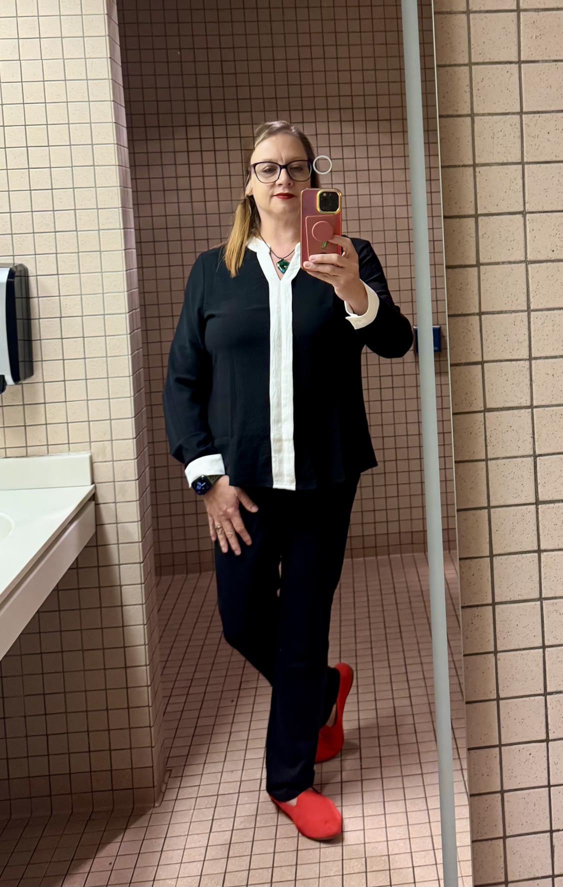 Blooming Jelly Women's Dressy Casual Blouses Business Work Tops Long Sleeve V Neck Pleated Shirts 2025 Fall Outfits Customer Review Blooming Jelly Women's Dressy Casual Blouses Business Work Tops Long Sleeve V Neck Pleated Shirts 2025 Fall Outfits - Customer Photo 1