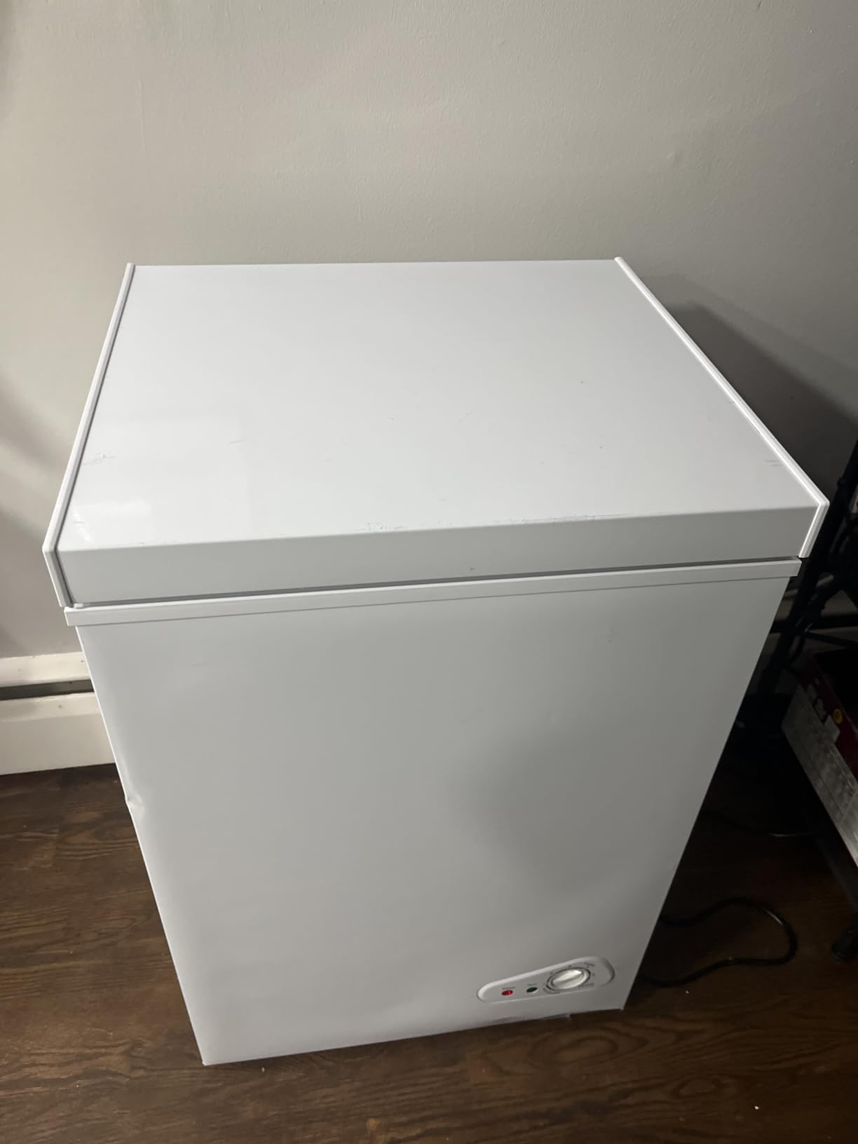 7.0 Cu Ft Chest Freezer - Energy Saving Quiet Top Open Door Mini Freezer Adjustable 6 Thermostat - Compact Small Deep Freezer w/Removable Basket and Defrost Water Drain for Home/Apartment/Garage - Customer Photo 2