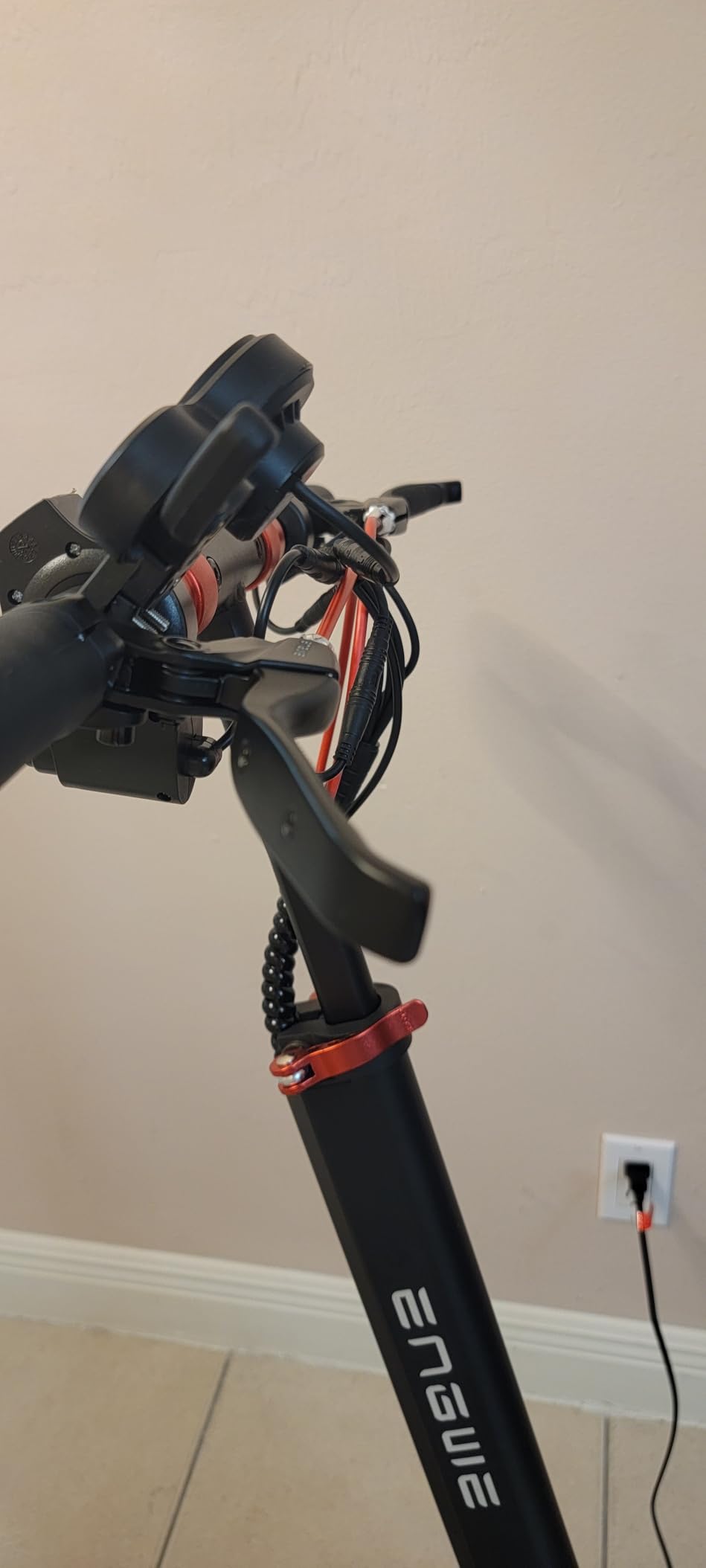 ENGWE Y600 Electric Scooter for Adults Teens, 28mph Fast Off Road E-Scooter Full Suspension, 48V18A Battery 43.5Miles Long Range, Folding Escooter Commuting - Customer Photo 4