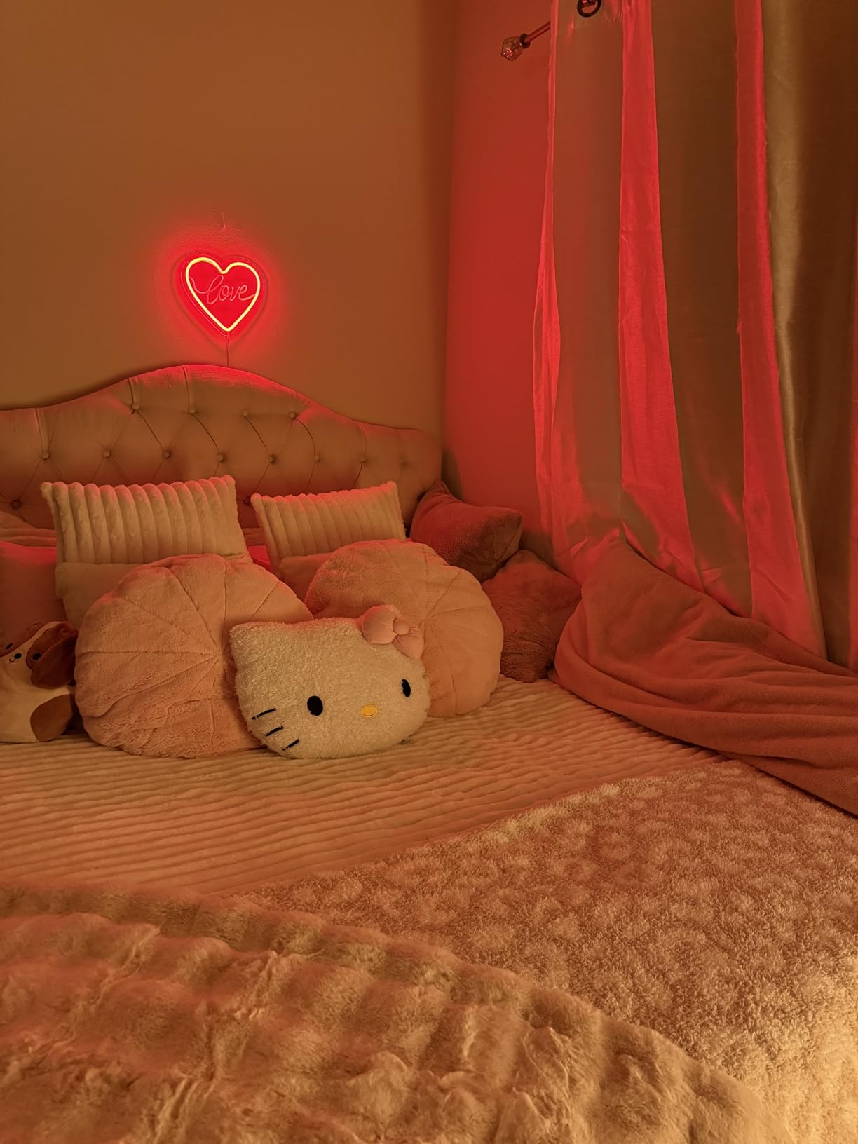 CozyLux Fluffy Queen Comforter Set - Super Soft Faux Fur Black Comforter Queen Size, Winter Warm Fleece Bedding Set, 3 Pieces Plush Fuzzy Bed Set (1 Shaggy Comforter, 2 Pillowcases) - Customer Photo 2