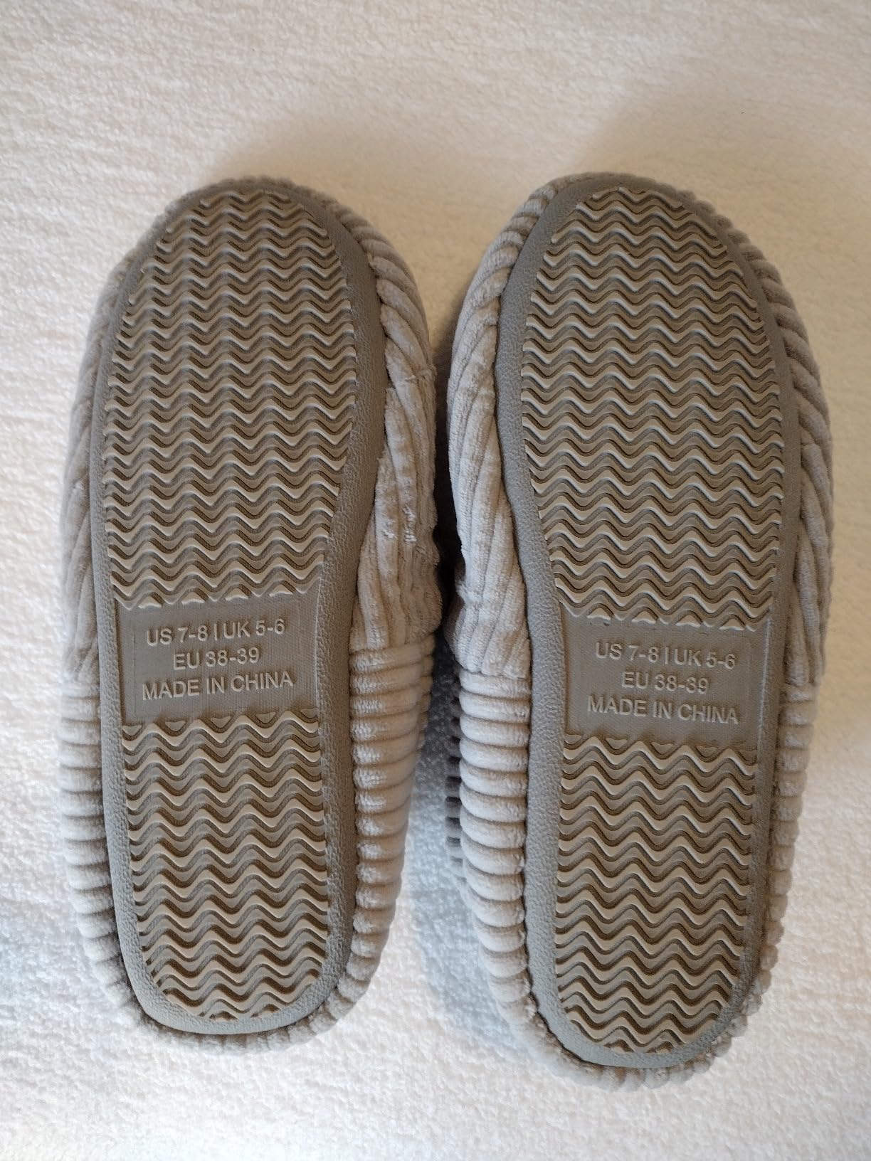 QIGEGE Women's Soft Full Slippers Memory Foam House Bedroom Corduroy Lightweight House Shoes Cozy Loafer Slide Comfy Trendy Gift Slippers - Customer Photo 1