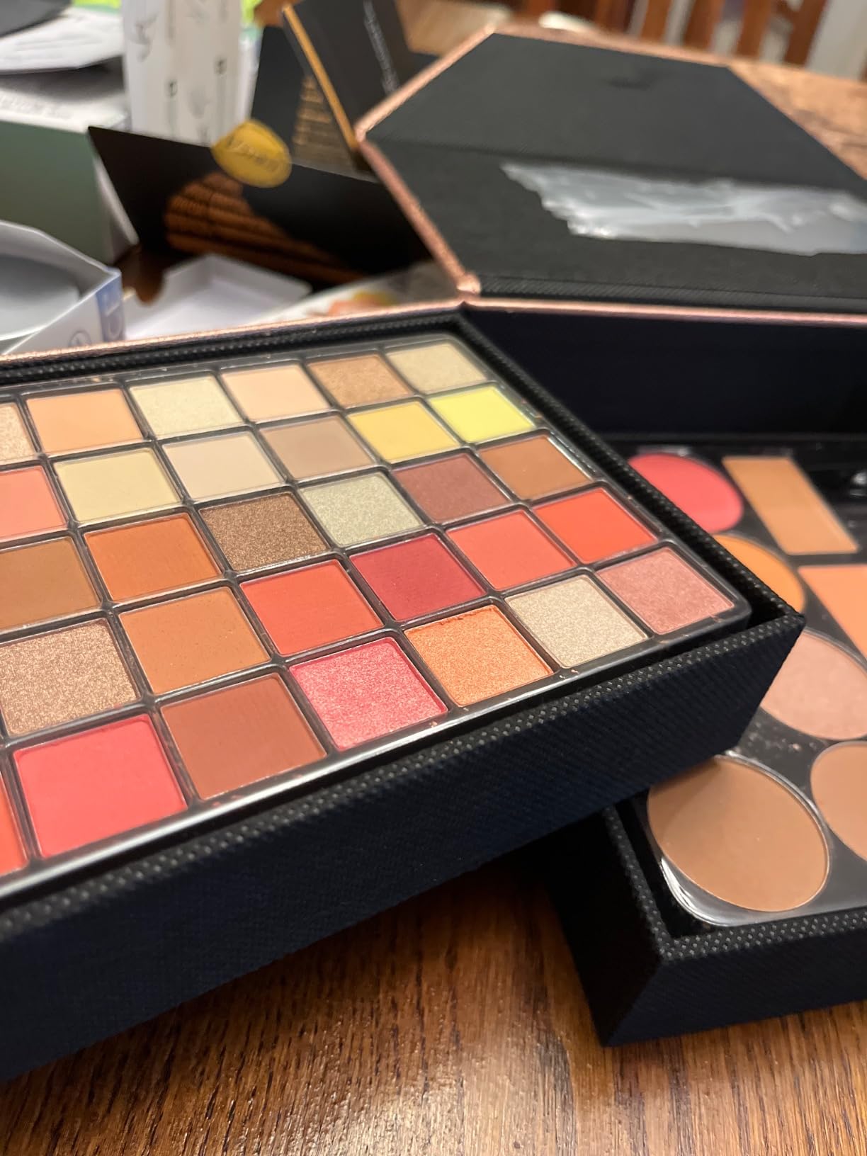 Hot Sugar Girls Makeup Kit for Teenagers, Beginner Makeup Gift Set for Women Full Makeup Kit (Bronze) Customer Review Hot Sugar Girls Makeup Kit for Teenagers, Beginner Makeup Gift Set for Women Full Makeup Kit (Bronze) - Customer Photo 2