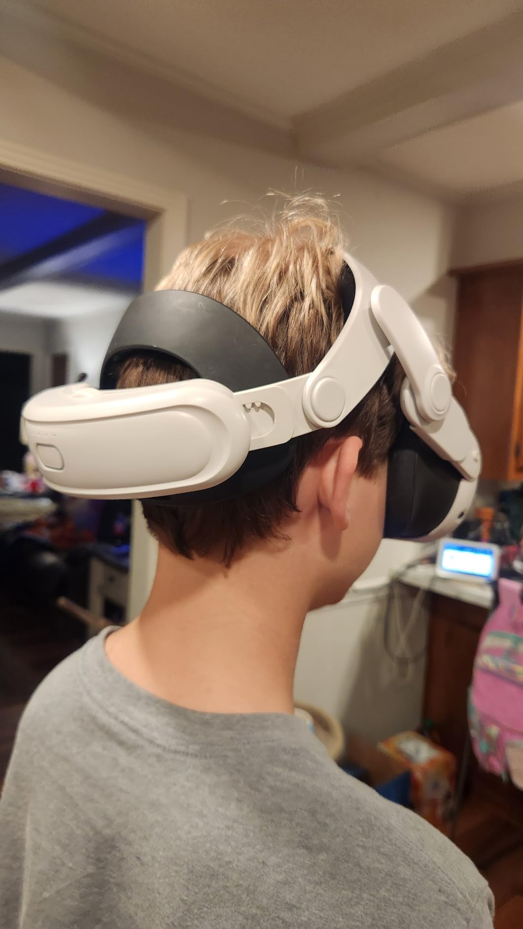 annapro A3 Max Battery Head Strap for Meta Quest 3/Quest 3S, 20W Fast Charging 10,800mAh Magnetic Battery, Ultimate Comfort & Extended Playtime Compatible with Quest 3S/3 Accessories, White - Customer Photo 2