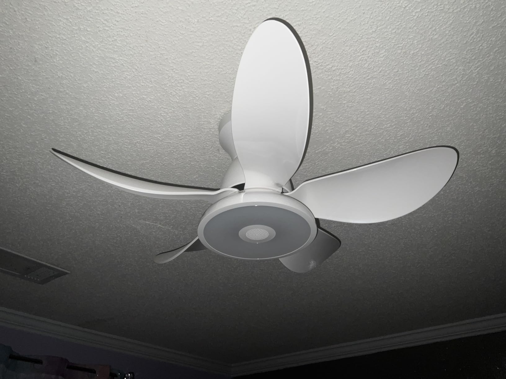 Vornado 660 Large Whole Room Air Circulator Fan - Customer Photo 1