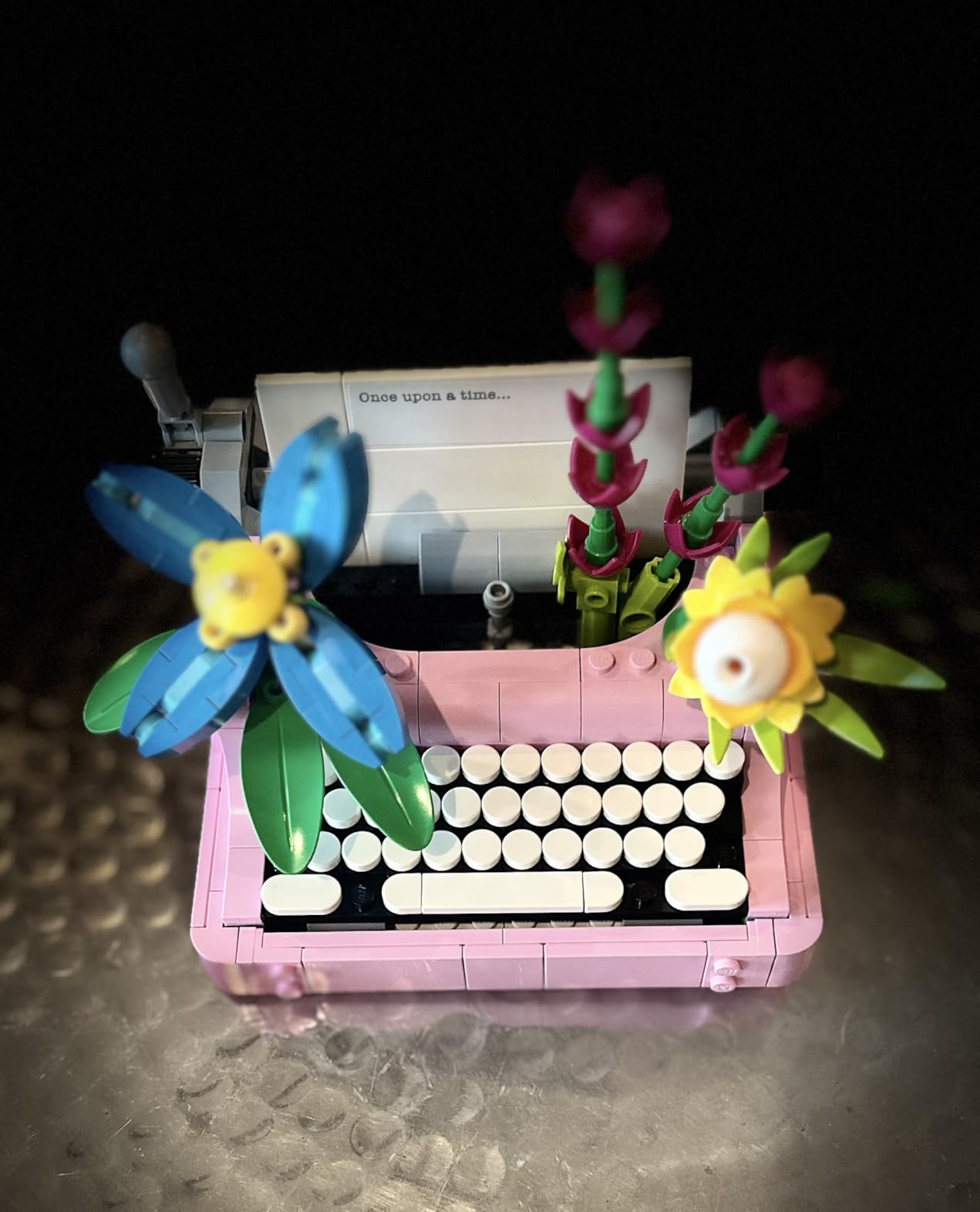 LEGO Creator 3 in 1 Typewriter with Flowers - Building Toy with 3 Building Options, Typewriter, Flowerpot with Pen & Notebook, or Keytar - Gift Idea for Birthdays - 31169 Customer Review LEGO Creator 3 in 1 Typewriter with Flowers - Building Toy with 3 Building Options, Typewriter, Flowerpot with Pen & Notebook, or Keytar - Gift Idea for Birthdays - 31169 - Customer Photo 2