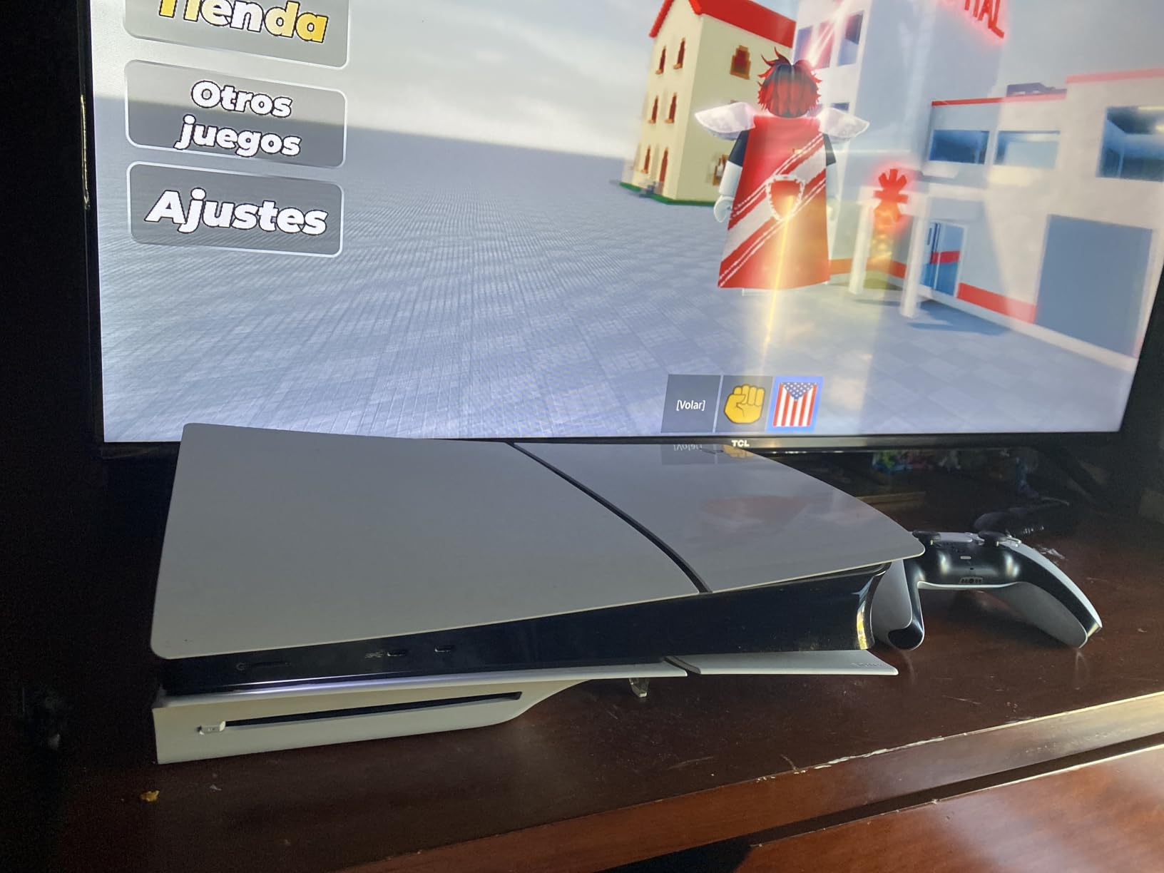PS5 Console - Fortnite Cobalt Star Disc Edition Customer Review PS5 Console - Fortnite Cobalt Star Disc Edition - Customer Photo 2