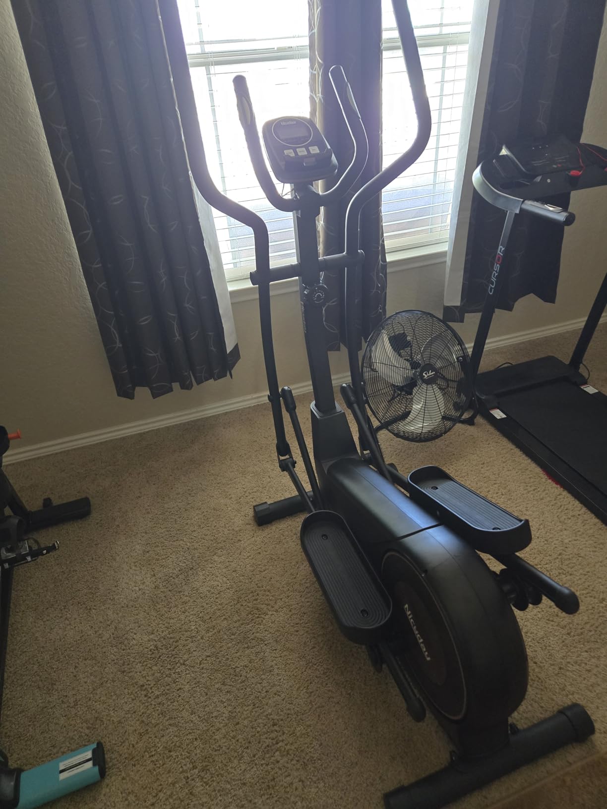 Niceday Elliptical Exercise Machine, Elliptical Machine for Home, Magnetic Elliptical Trainer with 15.5IN-19IN Stride, 16 Resistance Levels, 400LBS Loading Capacity, Support Kinomap APP - Customer Photo 1