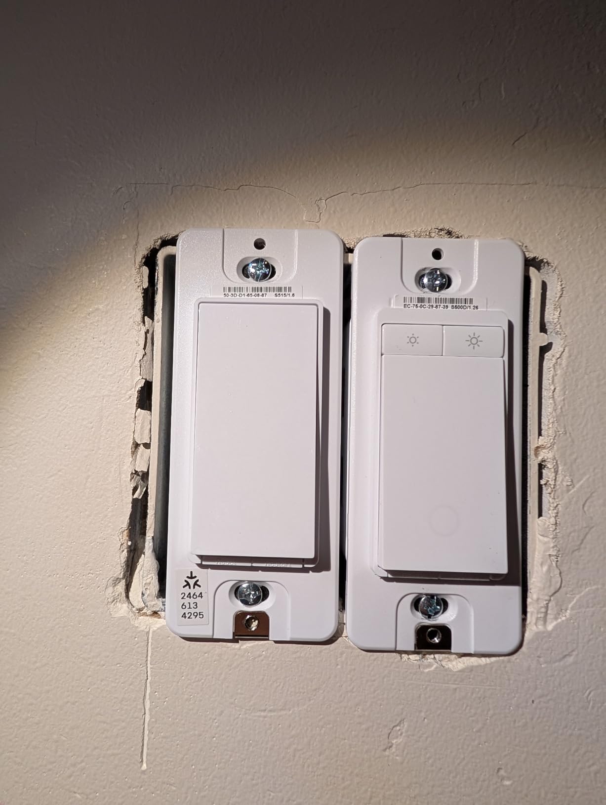 TP-Link Tapo Smart Switch, Single-Pole/3-Way/4-Way, Matter Compatible, Energy Monitoring, Neutral Wire Required, Works with Alexa, Siri, Google Home, SmartThings, UL Certified, 2.4GHZ Wi-Fi, Tapo S515 - Customer Photo 1