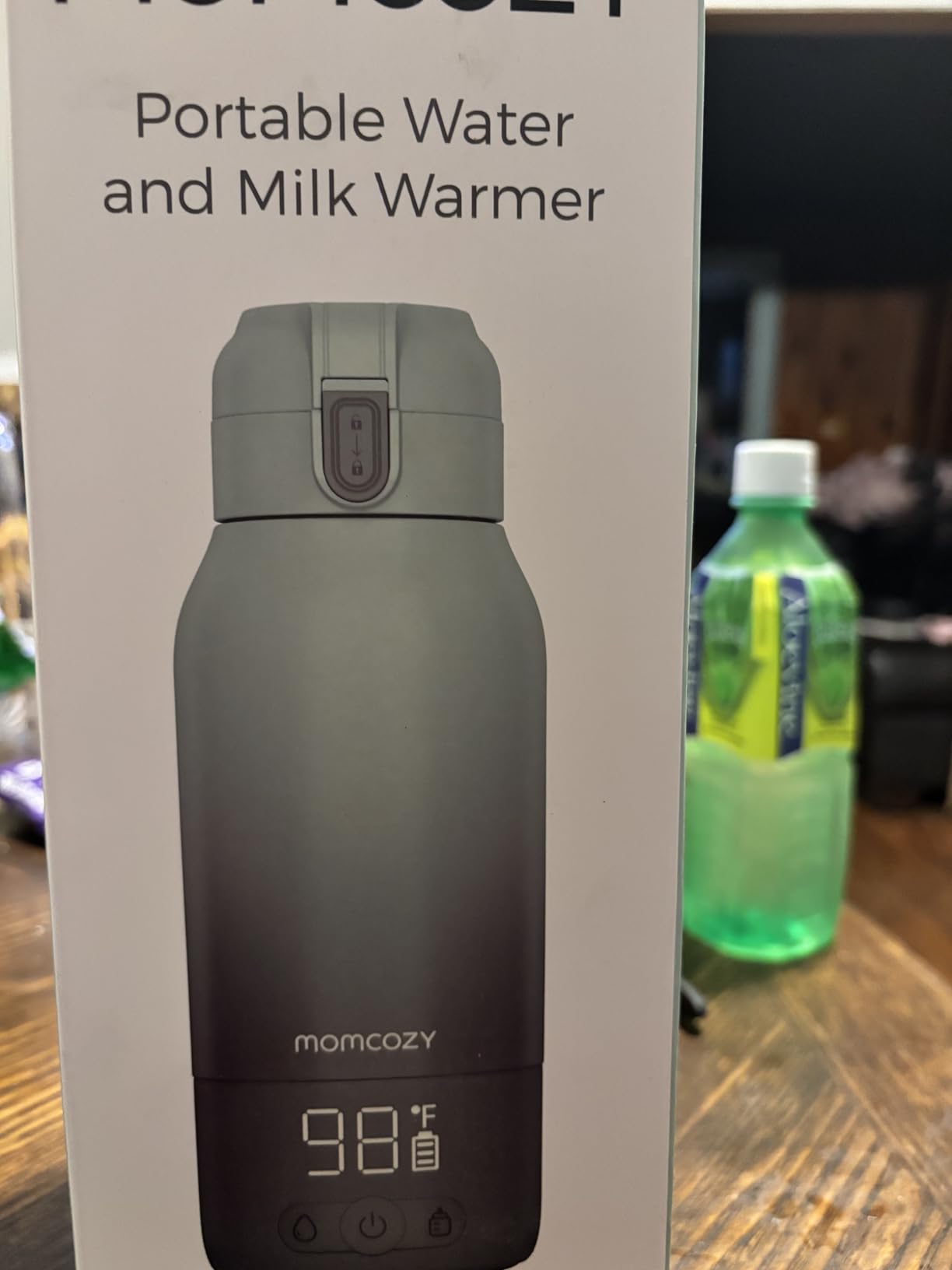 Momcozy Portable Milk Warmer for Travel – Dual Heating Modes for Breast Milk & Water, Portable Bottle Warmer with Fast Heating & Long Battery Life, 17 Ounces Large Capacity to Meet Your All-Day Needs Customer Review Momcozy Portable Milk Warmer for Travel – Dual Heating Modes for Breast Milk & Water, Portable Bottle Warmer with Fast Heating & Long Battery Life, 17 Ounces Large Capacity to Meet Your All-Day Needs - Customer Photo 3