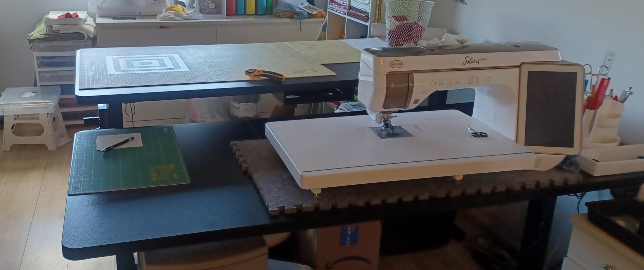 HUANUO 71 x 30 inch Electric Standing Desk, Powerful Brushless Motor Large Height Adjustable Table, 4 Memory Preset Sit Stand Up Desk, Home Office Computer Table with Thick T-Shaped Frame - Customer Photo 1