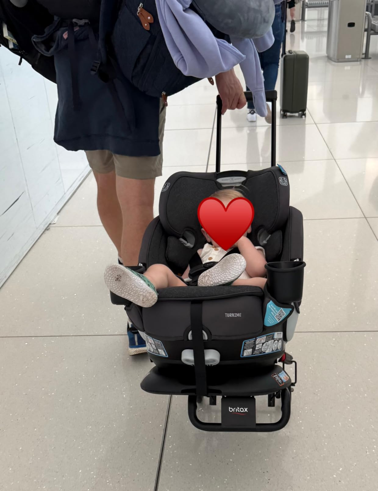 Graco EasyTurn 360 2-in-1 Convertible Car Seat, 360 Degree Rotating Infant to Toddler Rotating Car Seat, 2 Modes Forward and Rear Facing, Slim Design, Cyran - Customer Photo 2