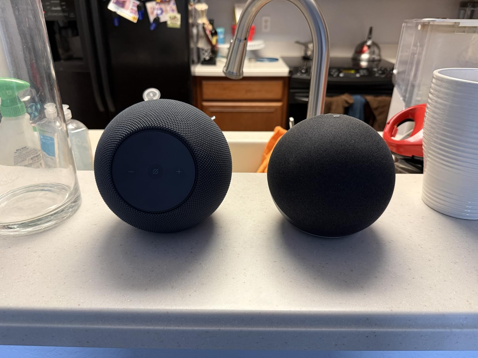 Amazon Echo Studio (newest model), compact design, immersive spatial audio and Dolby Atmos, with Alexa+ Early Access, Graphite - Customer Photo 2