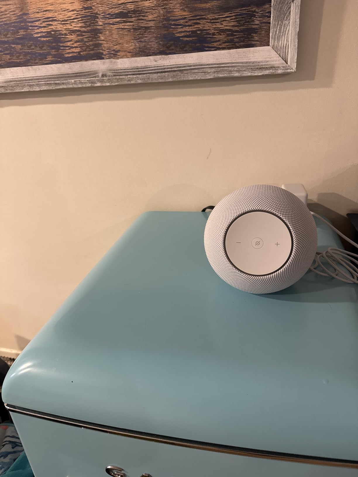 Amazon Echo Studio (newest model), compact design, immersive spatial audio and Dolby Atmos, with Alexa+ Early Access, Graphite - Customer Photo 4