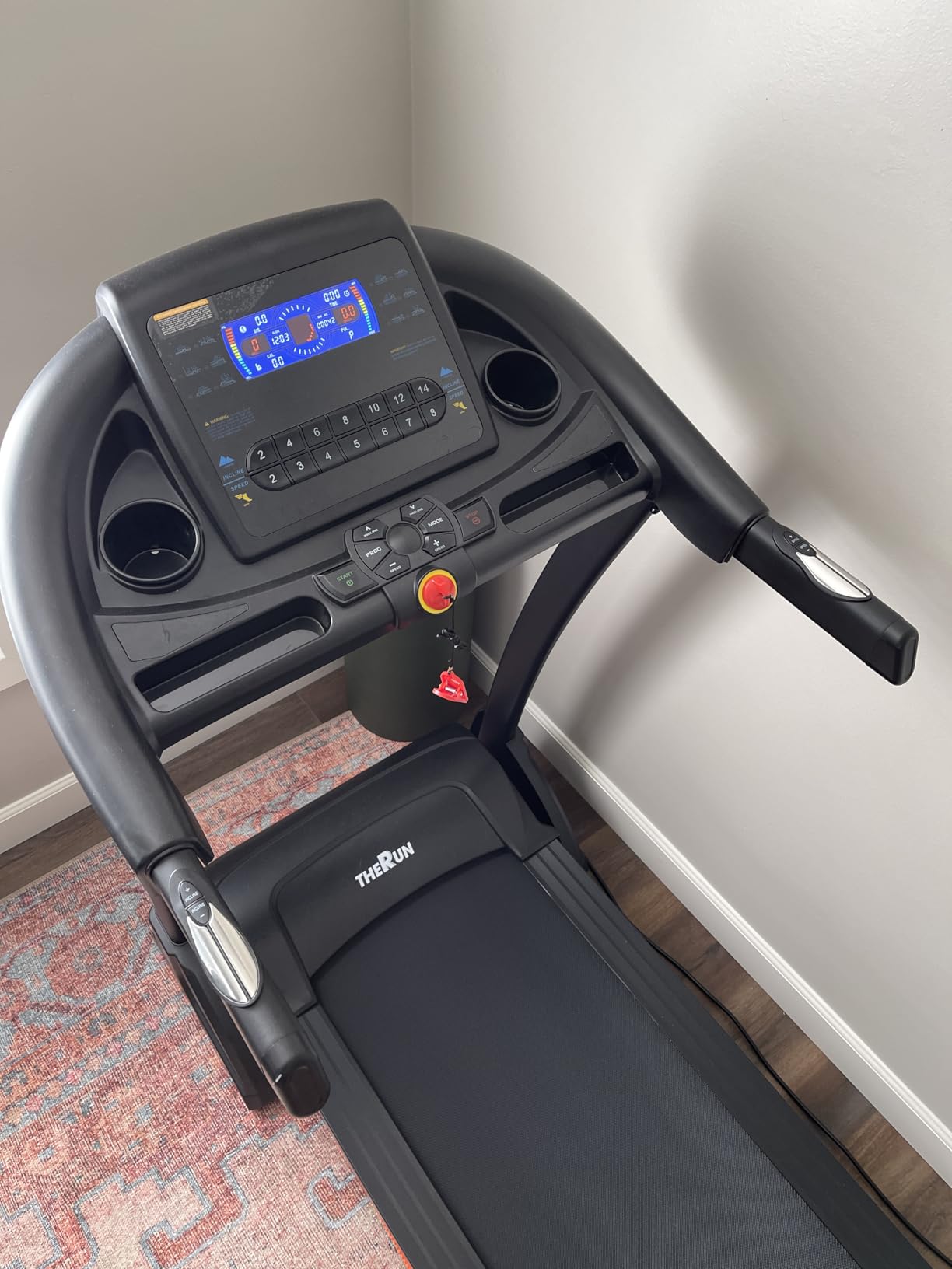 THERUN Incline Treadmill for Running and Walking, 300 lbs Weight Capacity Folding Treadmill with 0-15% Auto Incline, Wide Belt, 3.5HP, App, Heart Rate - Customer Photo 2