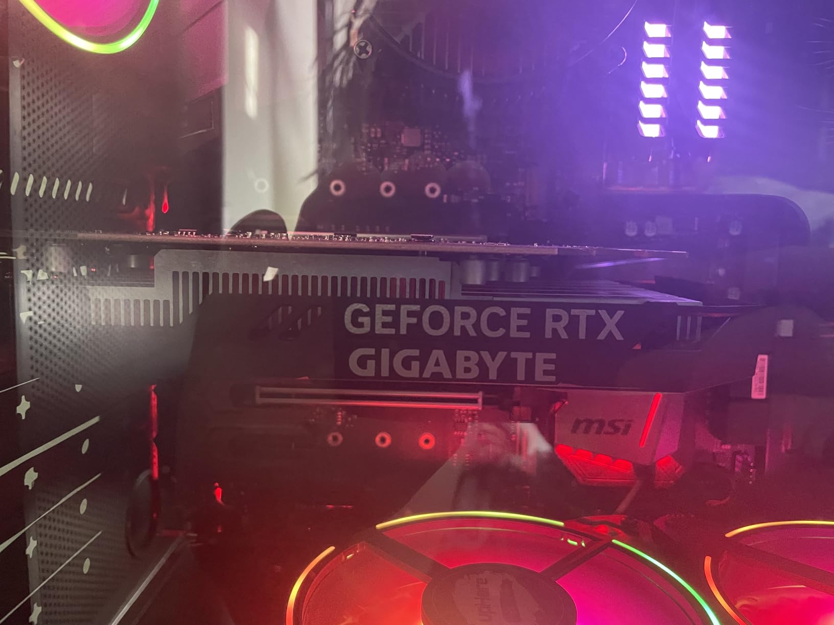 GIGABYTE GeForce RTX 3050 WINDFORCE OC V2 6G Graphics Card, 2X WINDFORCE Fans, 6GB GDDR6 96-bit GDDR6, GV-N3050WF2OCV2-6GD Graphics Card - Customer Photo 3