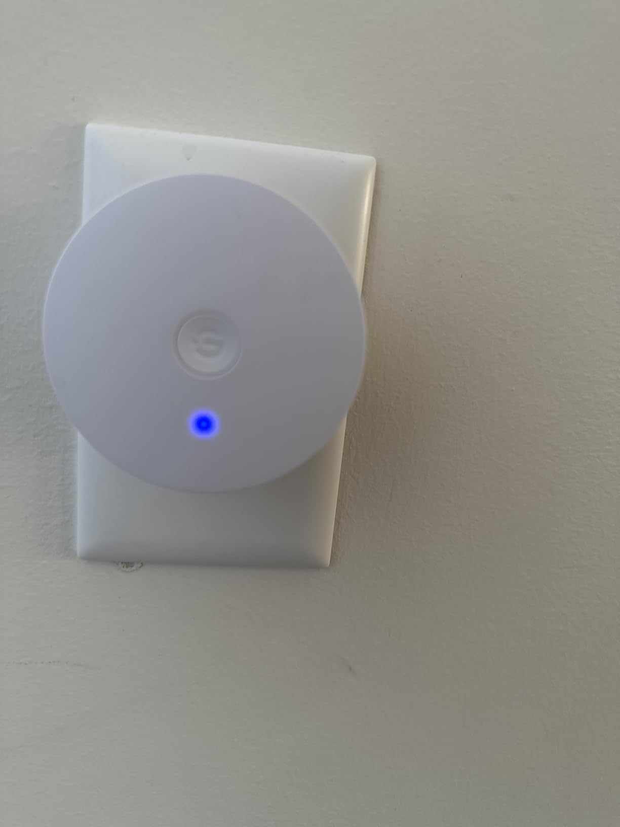 GoveeLife Upgraded Smart Water Leak Detector 1s with 1804ft Ultra-Long Range, WiFi Water Sensor with SMS/Email/APP Push and Sound Alarm, 5-Year Battery Life, Suit for Home, Basement, Kitchen, 3 Pack Customer Review GoveeLife Upgraded Smart Water Leak Detector 1s with 1804ft Ultra-Long Range, WiFi Water Sensor with SMS/Email/APP Push and Sound Alarm, 5-Year Battery Life, Suit for Home, Basement, Kitchen, 3 Pack - Customer Photo 1