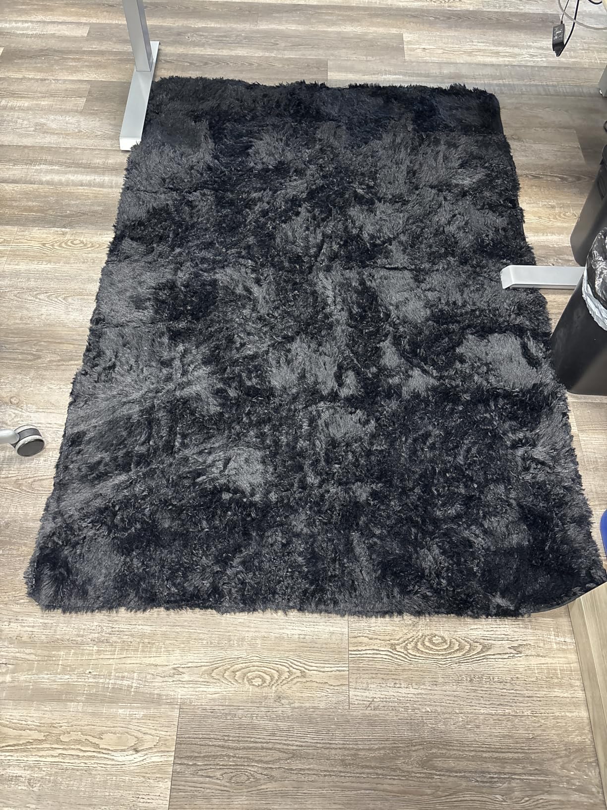 5x7 Black Area Rugs for Living Room, Large Fluffy Shag Bedroom Rugs Non-Slip, Ultra Soft Plush Carpet for Nursery Kids PlayRoom Dorm Office Indoor Modern Carpets - Customer Photo 1